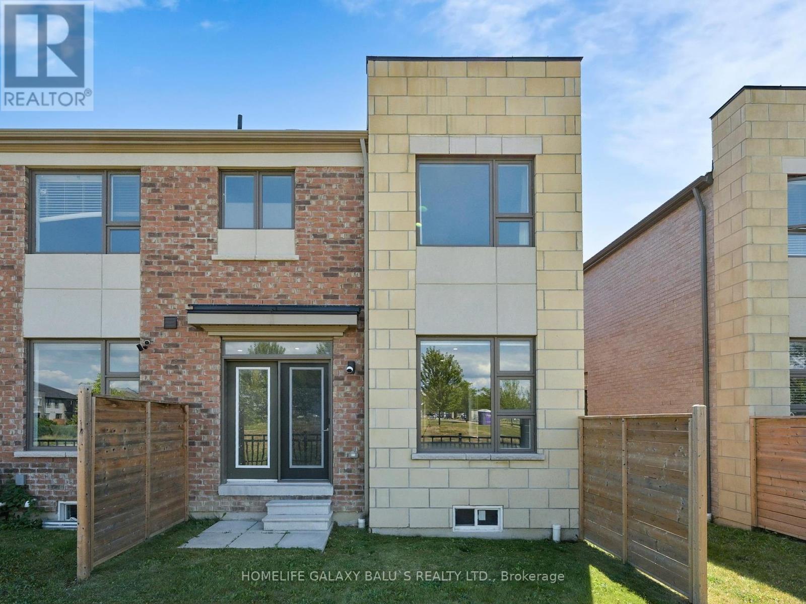 Photo 44 of 90 Donald Fleming Way, Whitby ON