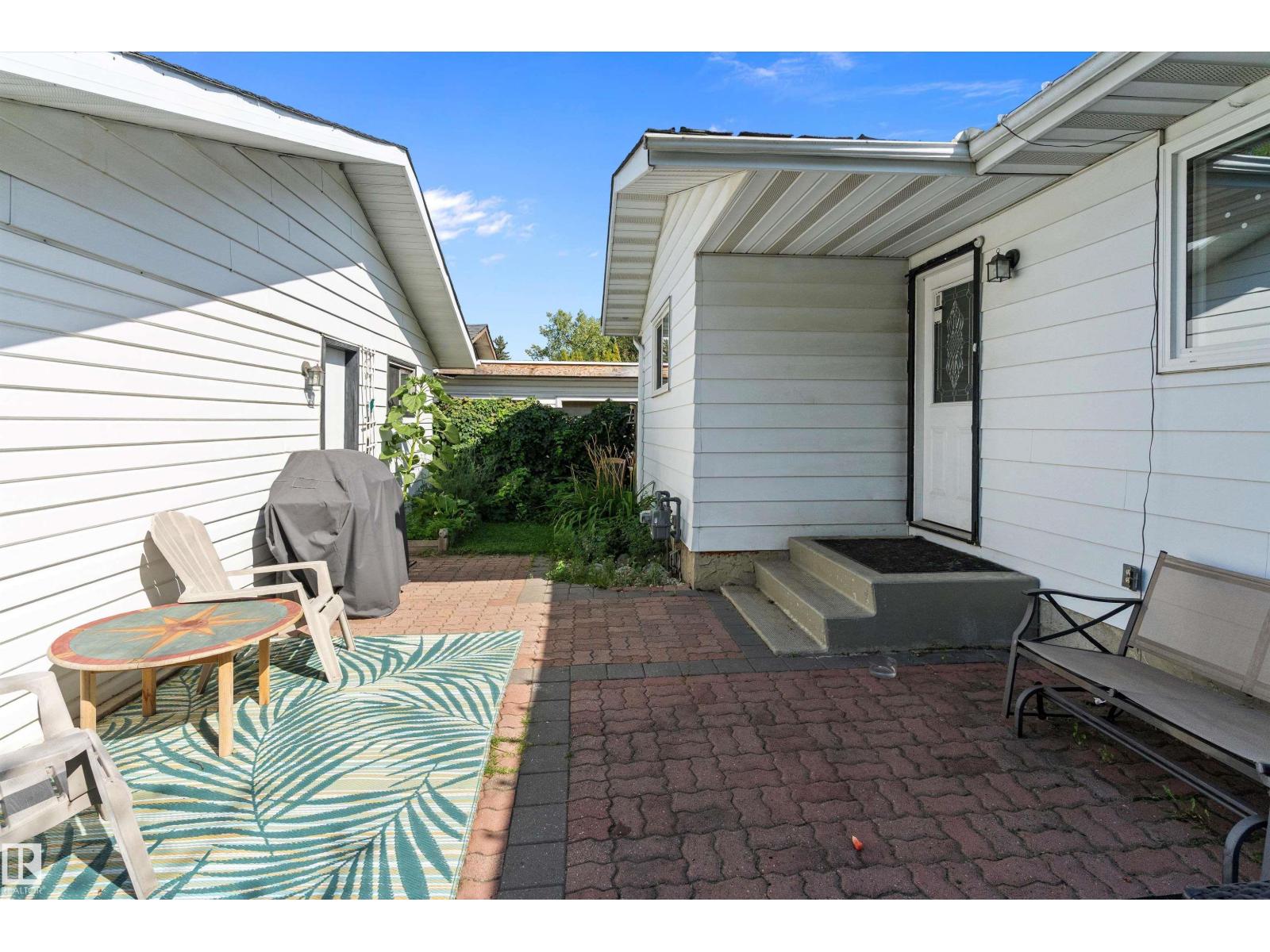 Photo 28 of 7216 33 Av Nw Nw, Edmonton AB