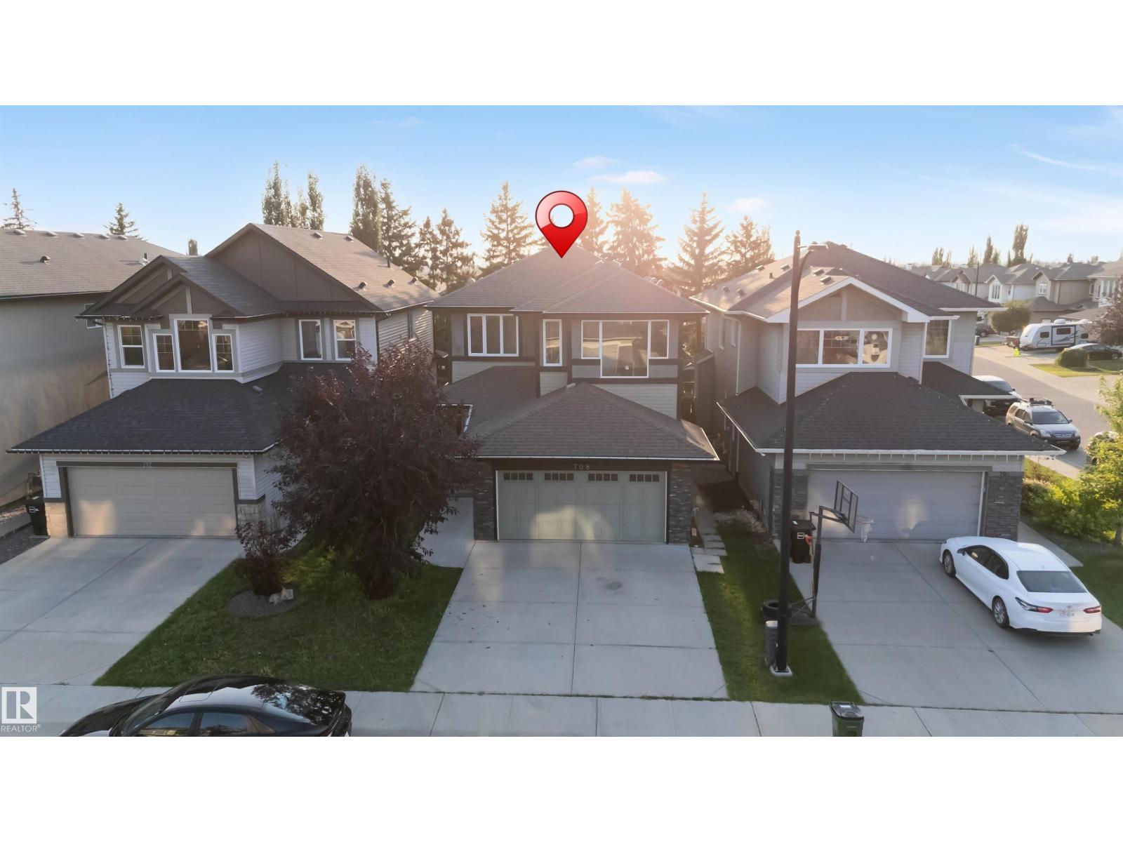 Photo 14 of 708 57 St Sw, Edmonton AB
