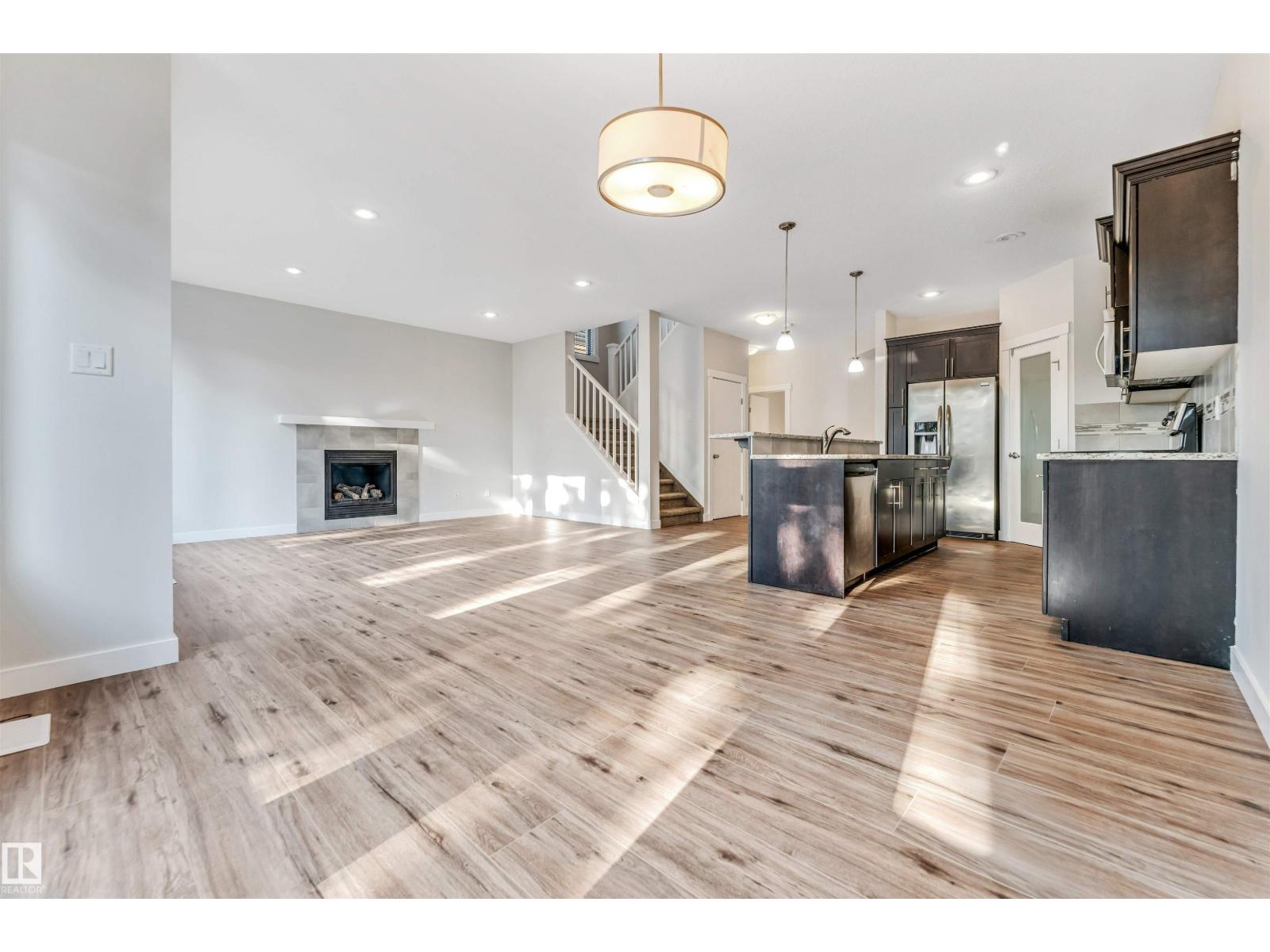 Photo 32 of 708 57 St Sw, Edmonton AB