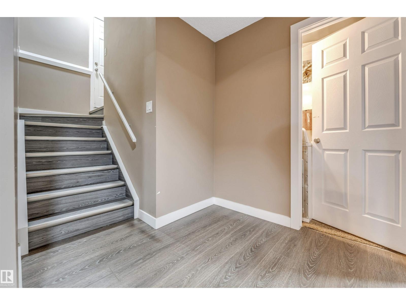 Photo 51 of 708 57 St Sw, Edmonton AB