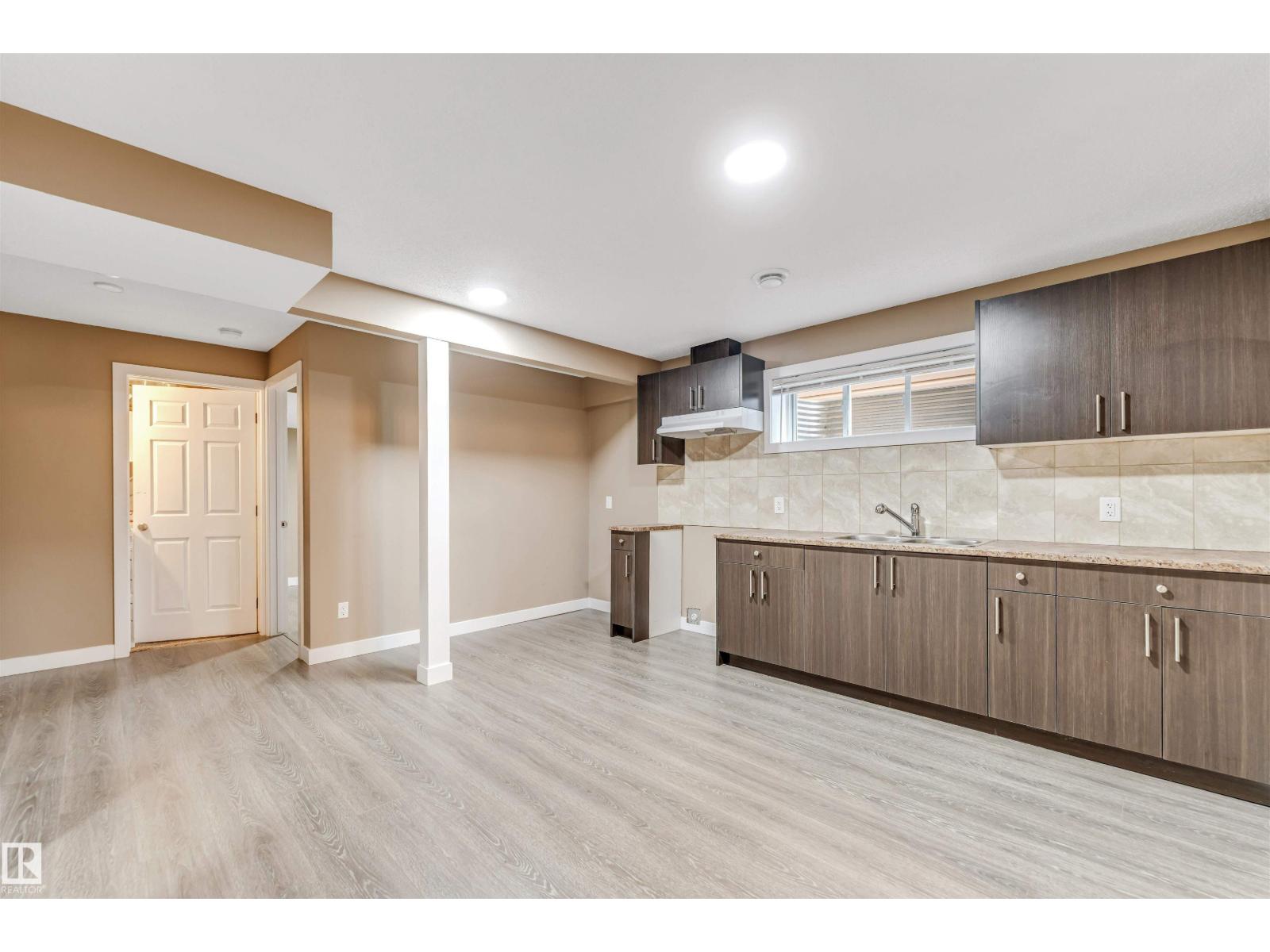 Photo 58 of 708 57 St Sw, Edmonton AB