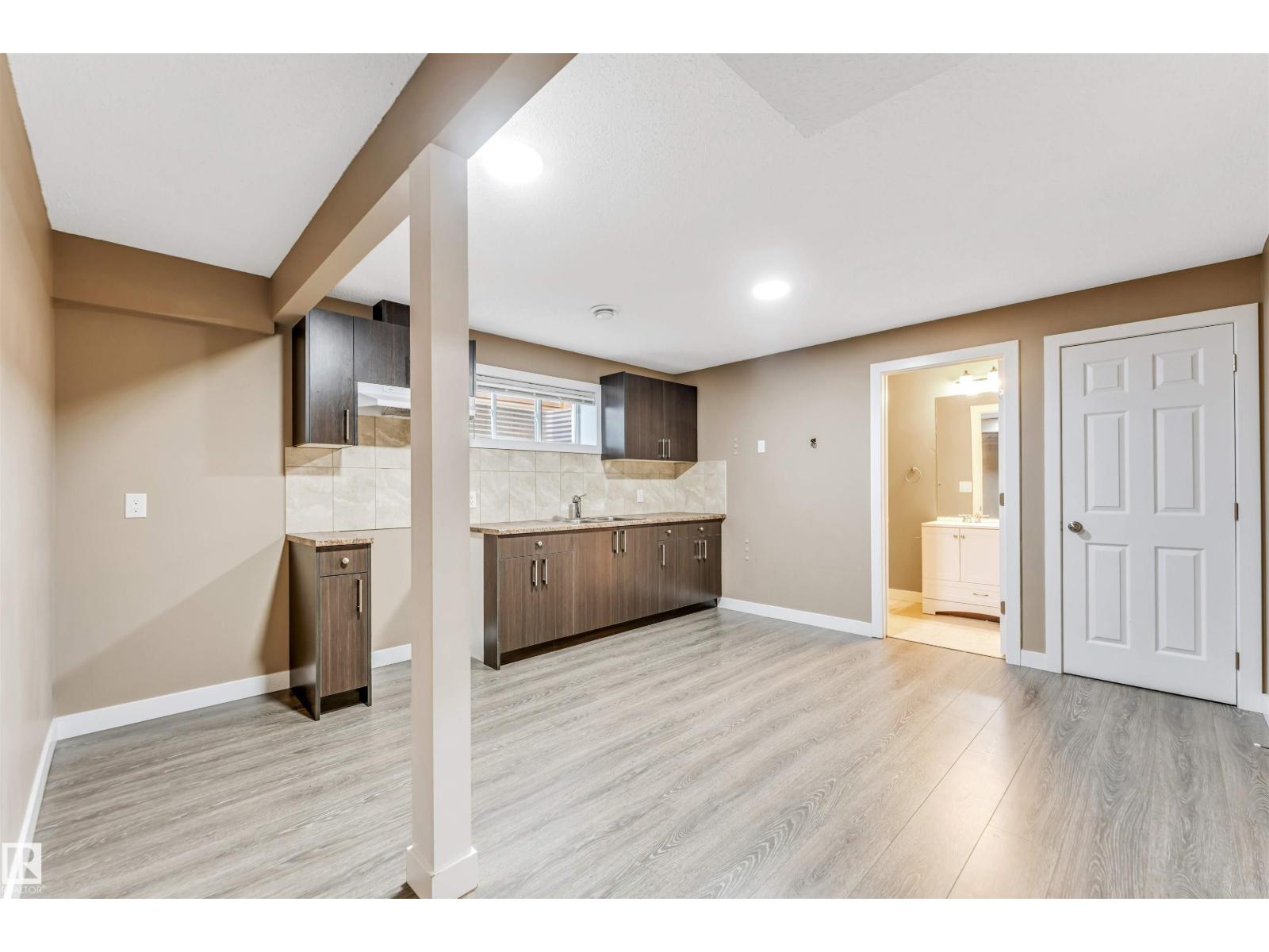 Photo 60 of 708 57 St Sw, Edmonton AB