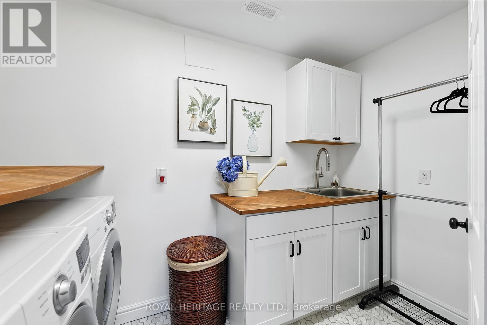 Photo 23 of 115 St Marys Court N, Alnwick Haldimand ON