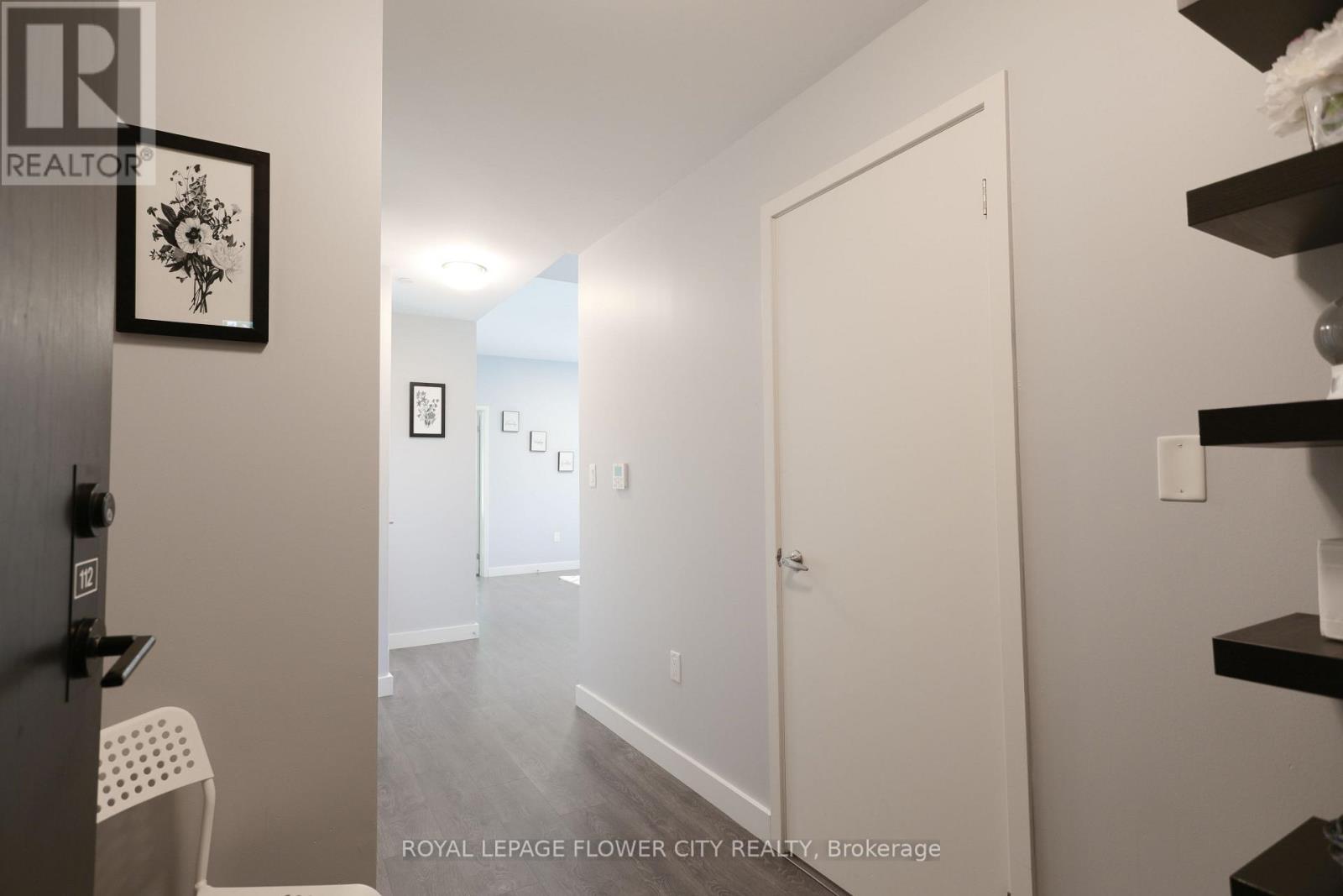 Photo 18 of 112 210 Sabina Drive, Oakville ON