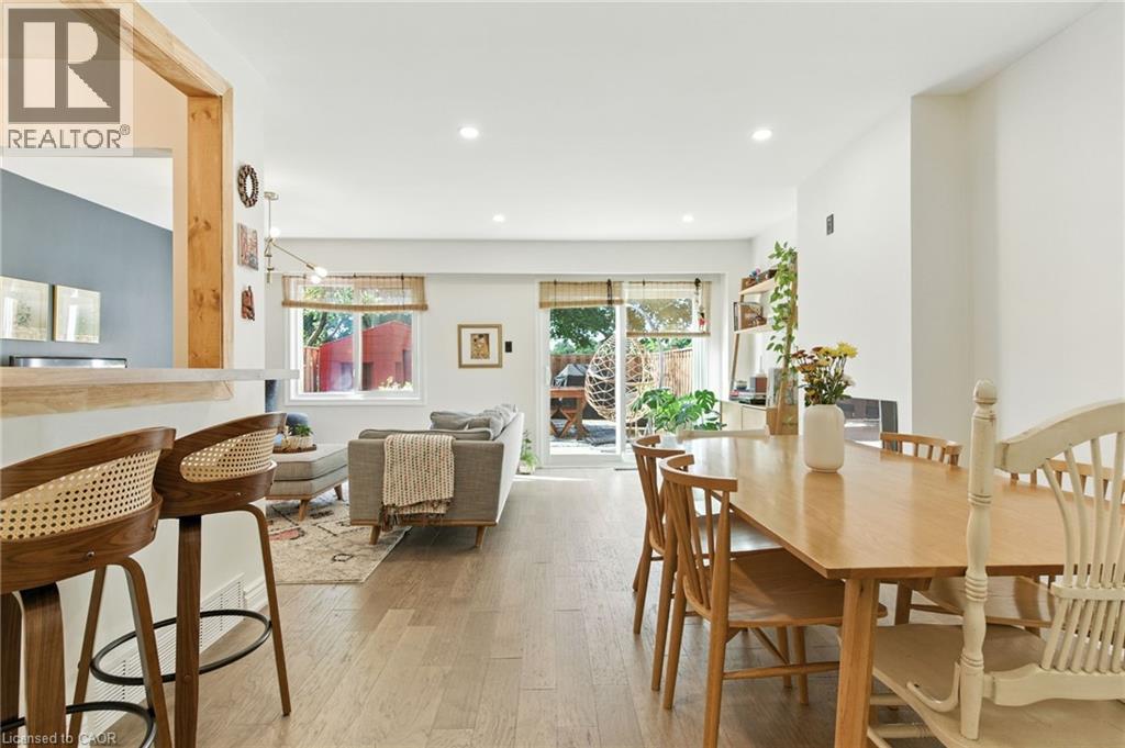 Photo 8 of 4201 Longmoor Drive Unit 6, Burlington ON