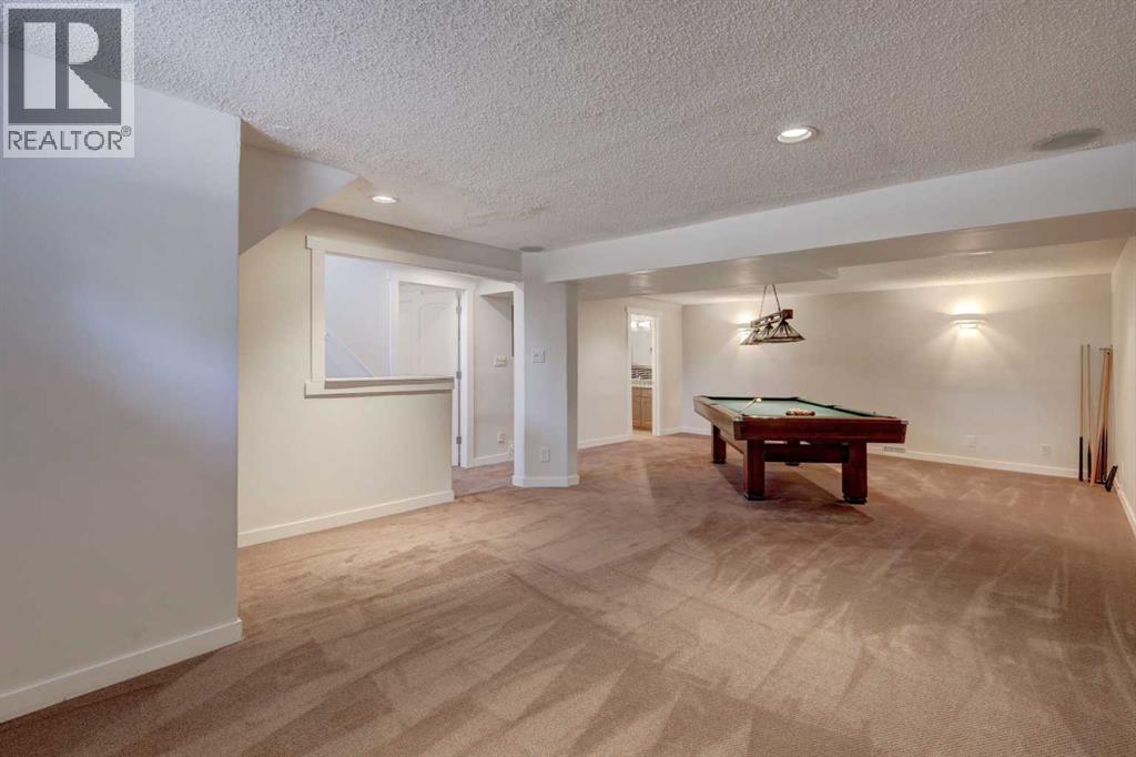 Photo 20 of 51 Rosewood Road Nw, Calgary AB