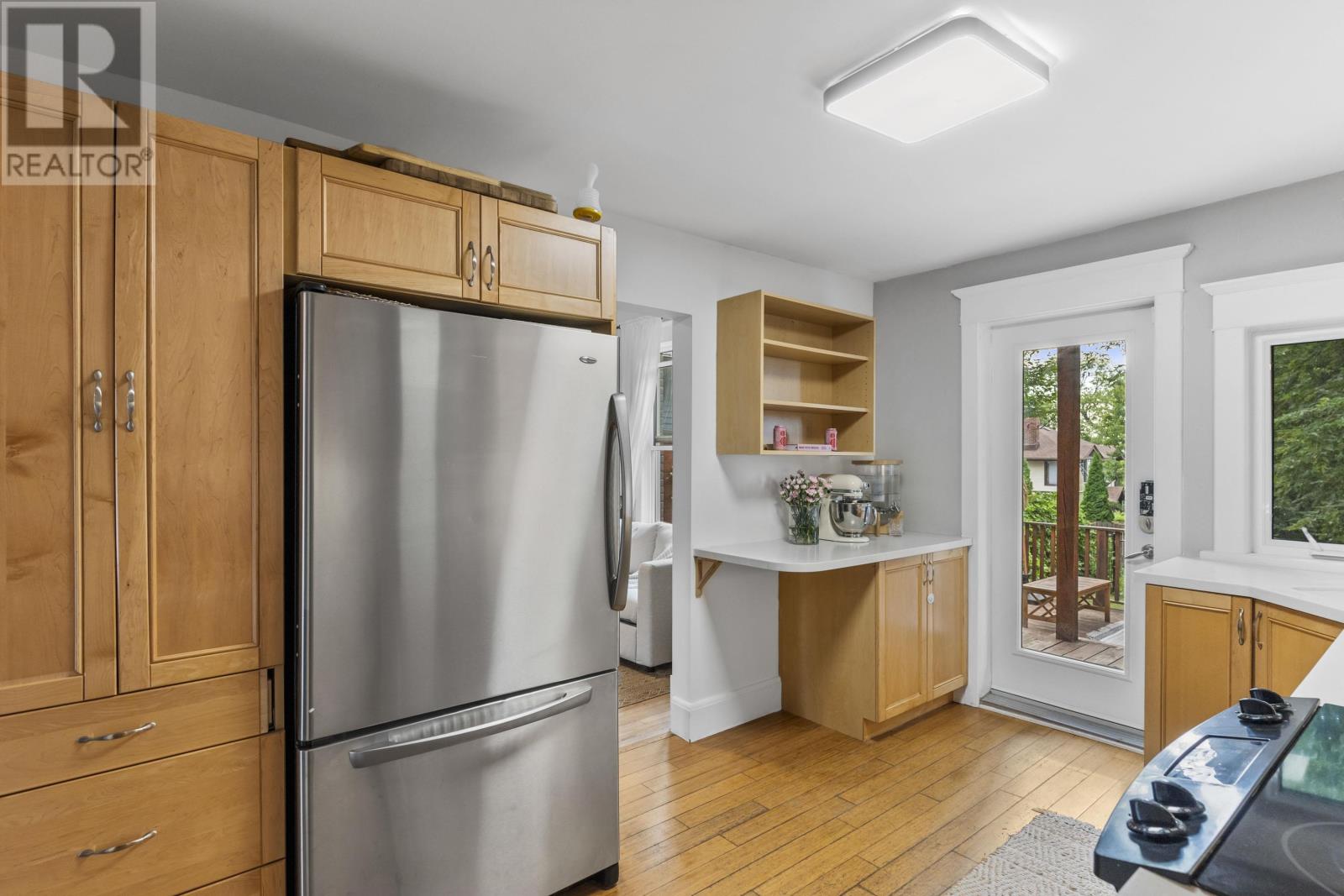 Photo 12 of 33 Prospect Ave, Thunder Bay ON
