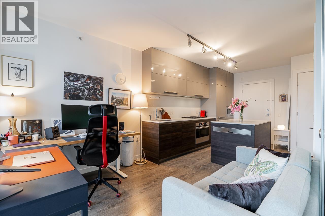 Photo 11 of 2378 Alpha Avenue, Burnaby BC
