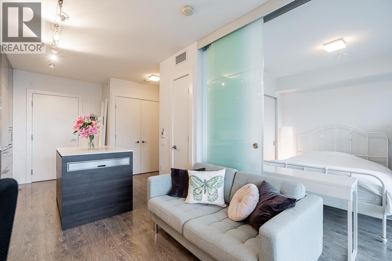 Photo 9 of 2378 Alpha Avenue, Burnaby BC