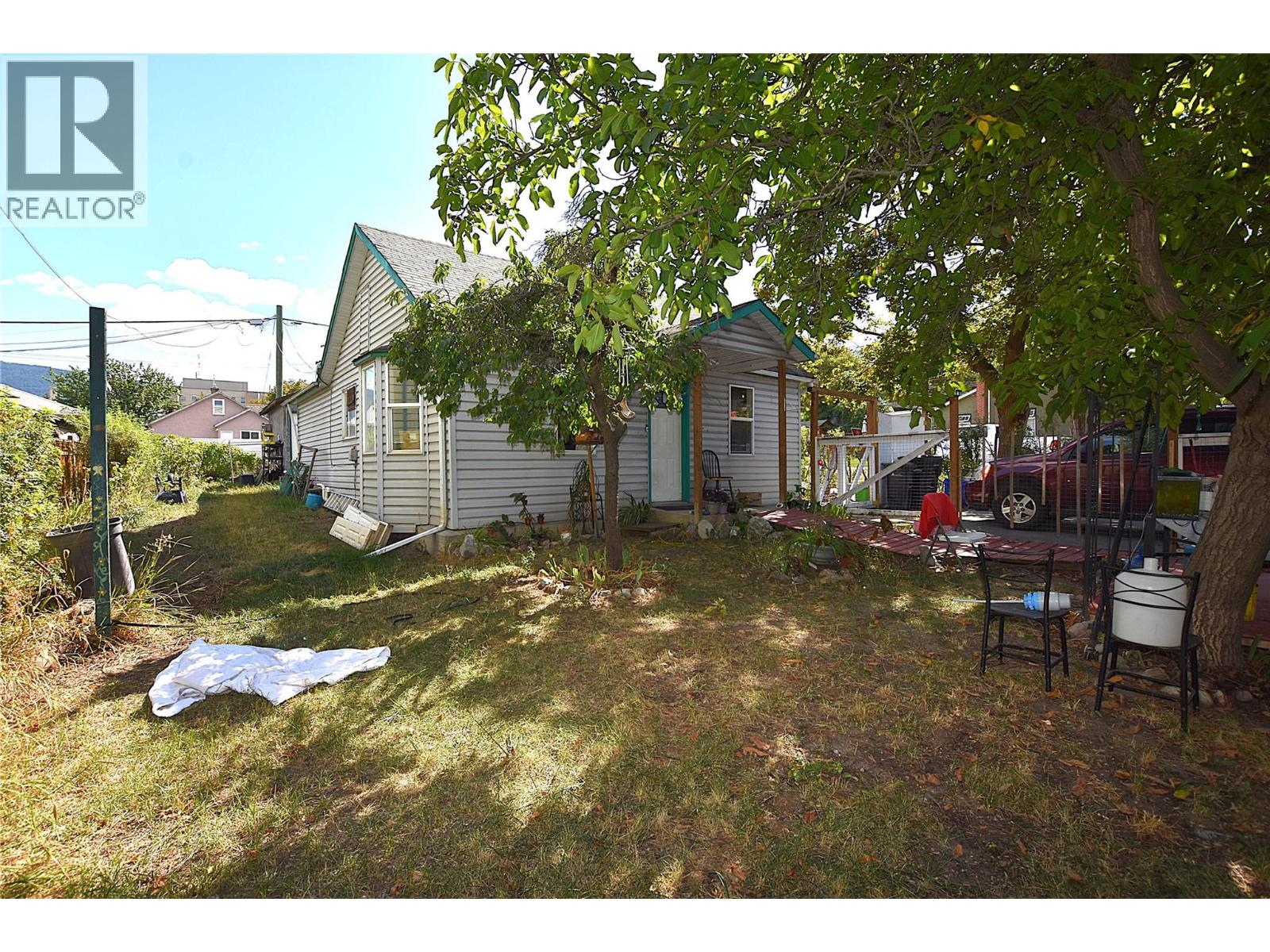 Photo 12 of 2201 34 Street, Vernon BC