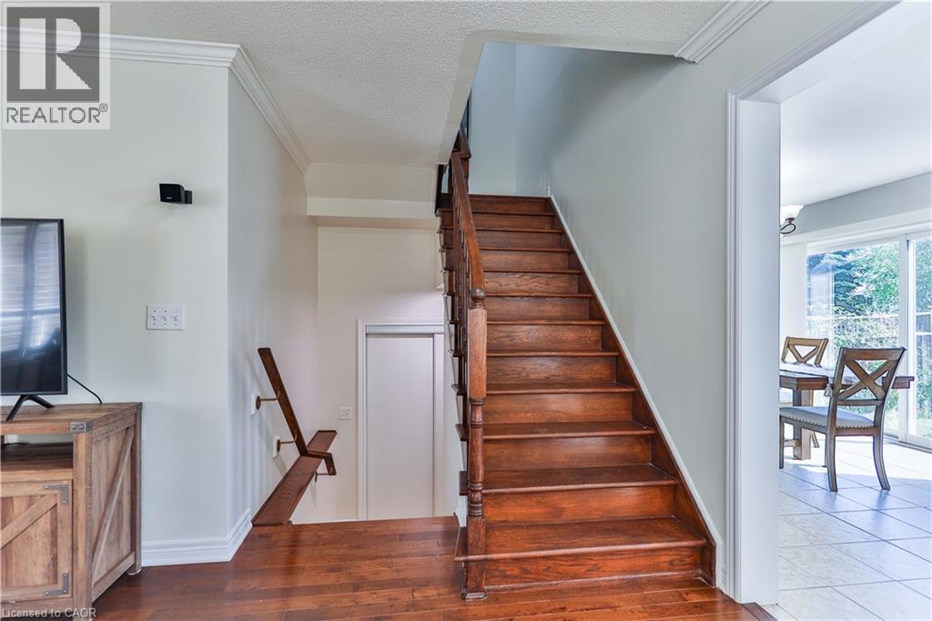 Photo 22 of 151 Spring Creek Drive, Waterdown ON