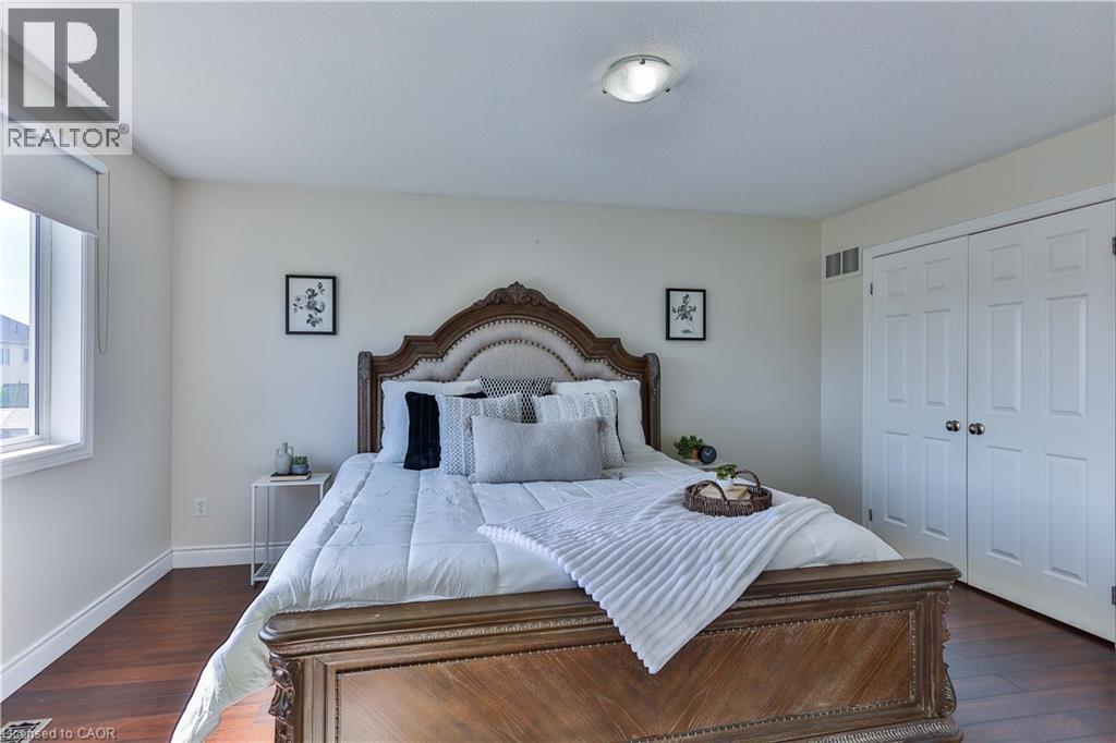 Photo 24 of 151 Spring Creek Drive, Waterdown ON
