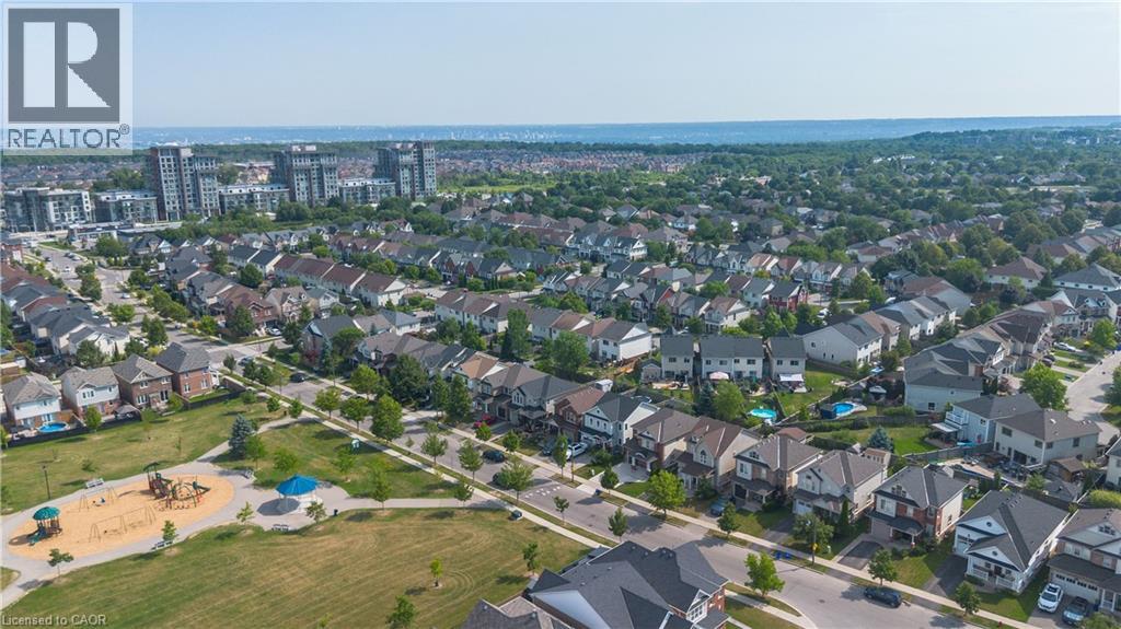 Photo 47 of 151 Spring Creek Drive, Waterdown ON