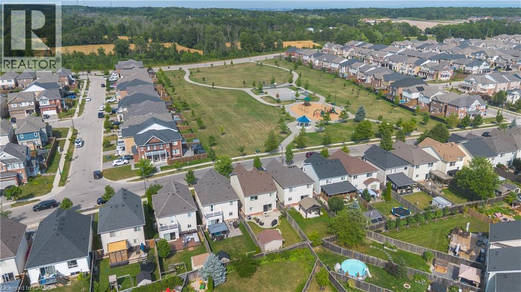 Photo 43 of 151 Spring Creek Drive, Waterdown ON