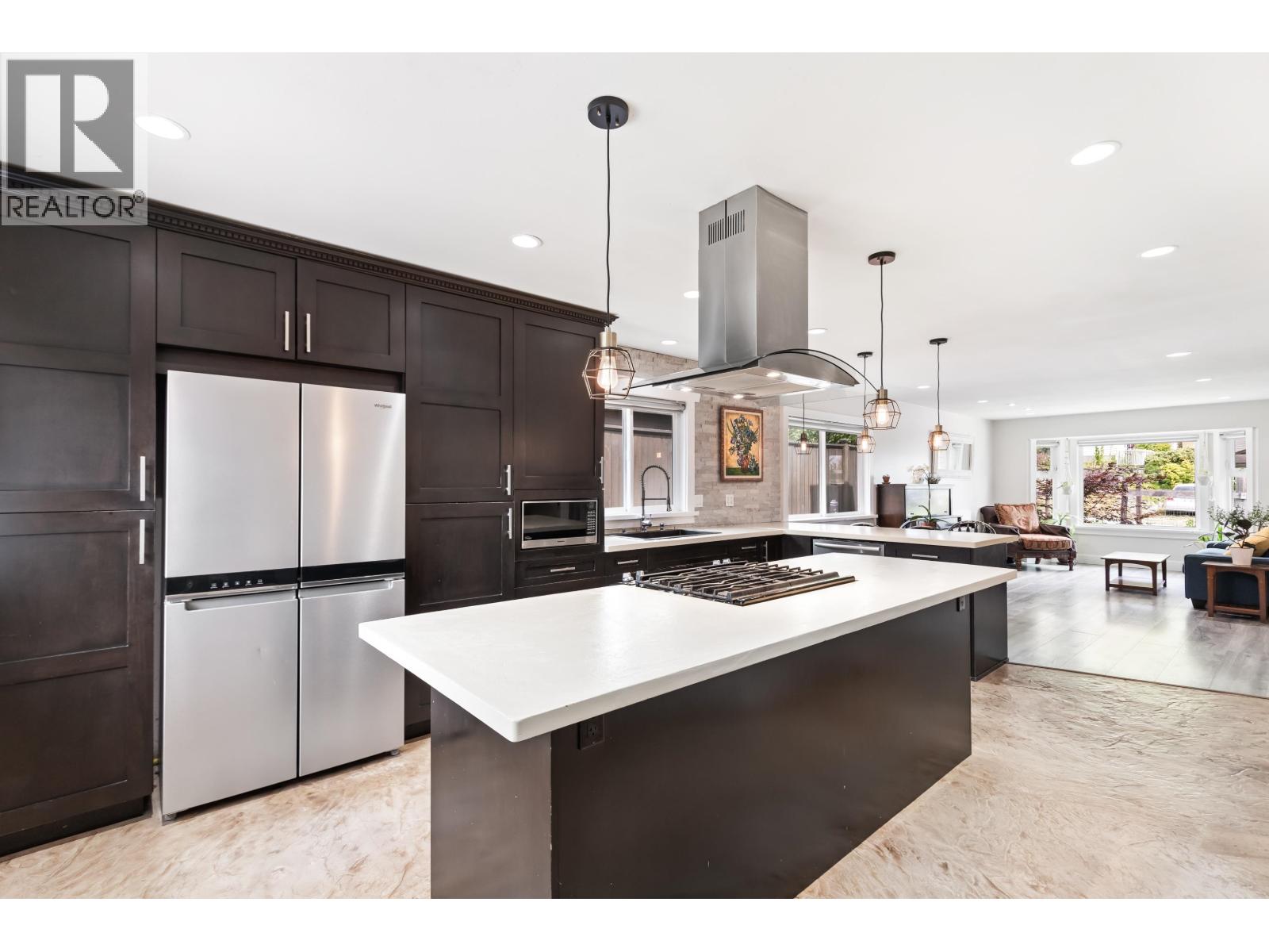 Photo 14 of 22194 River Bend, Maple Ridge BC