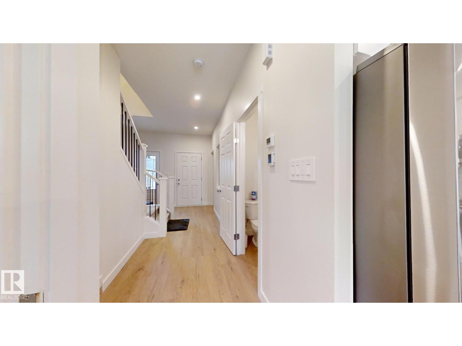 Photo 20 of 2043 13 Av Nw, Edmonton AB