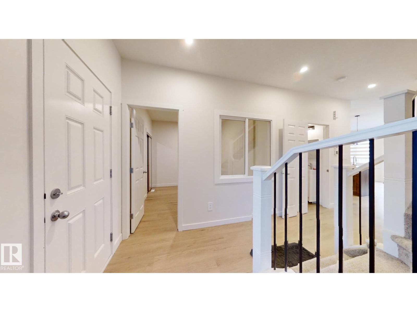 Photo 3 of 2043 13 Av Nw, Edmonton AB