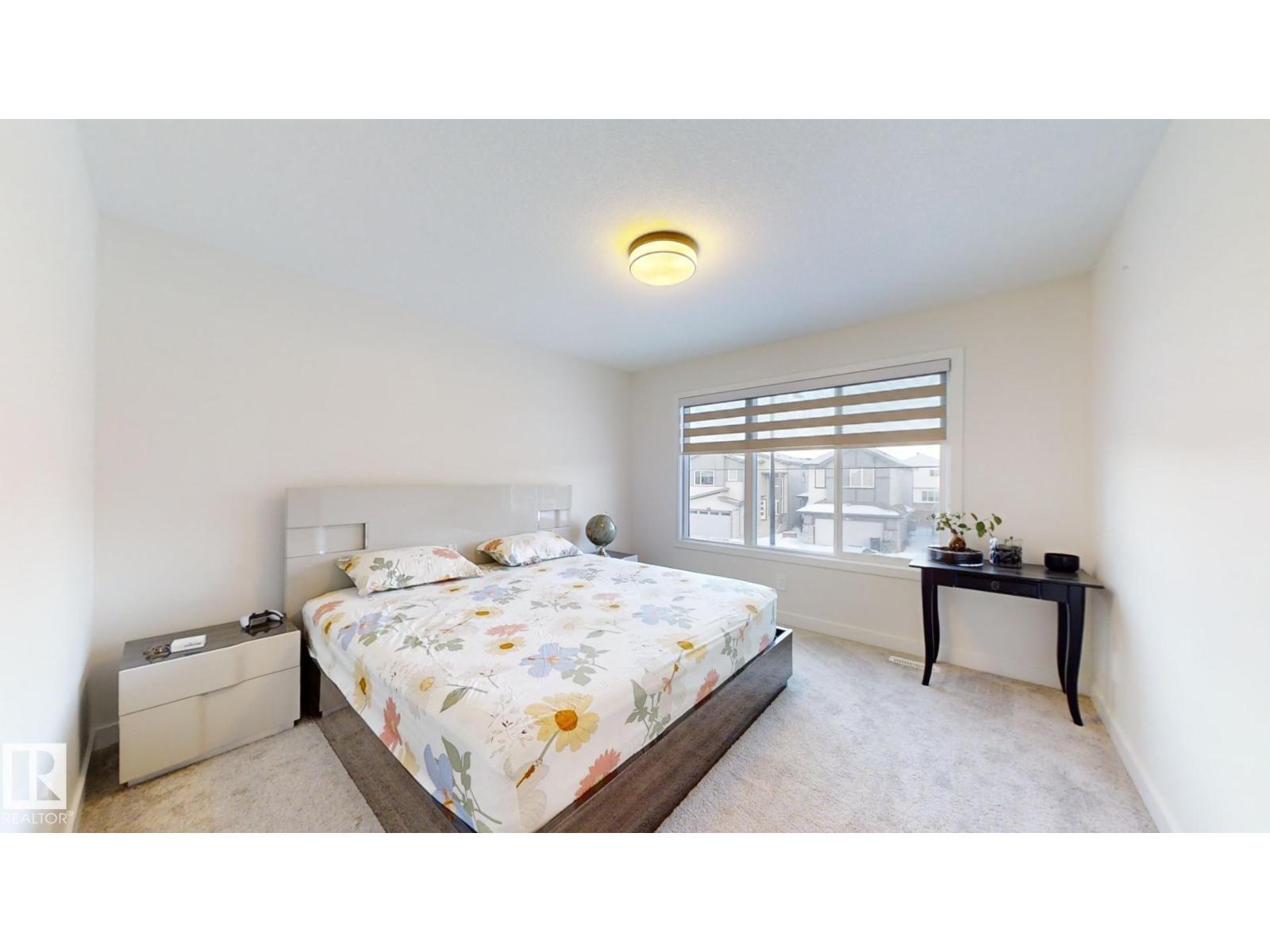 Photo 35 of 2043 13 Av Nw, Edmonton AB