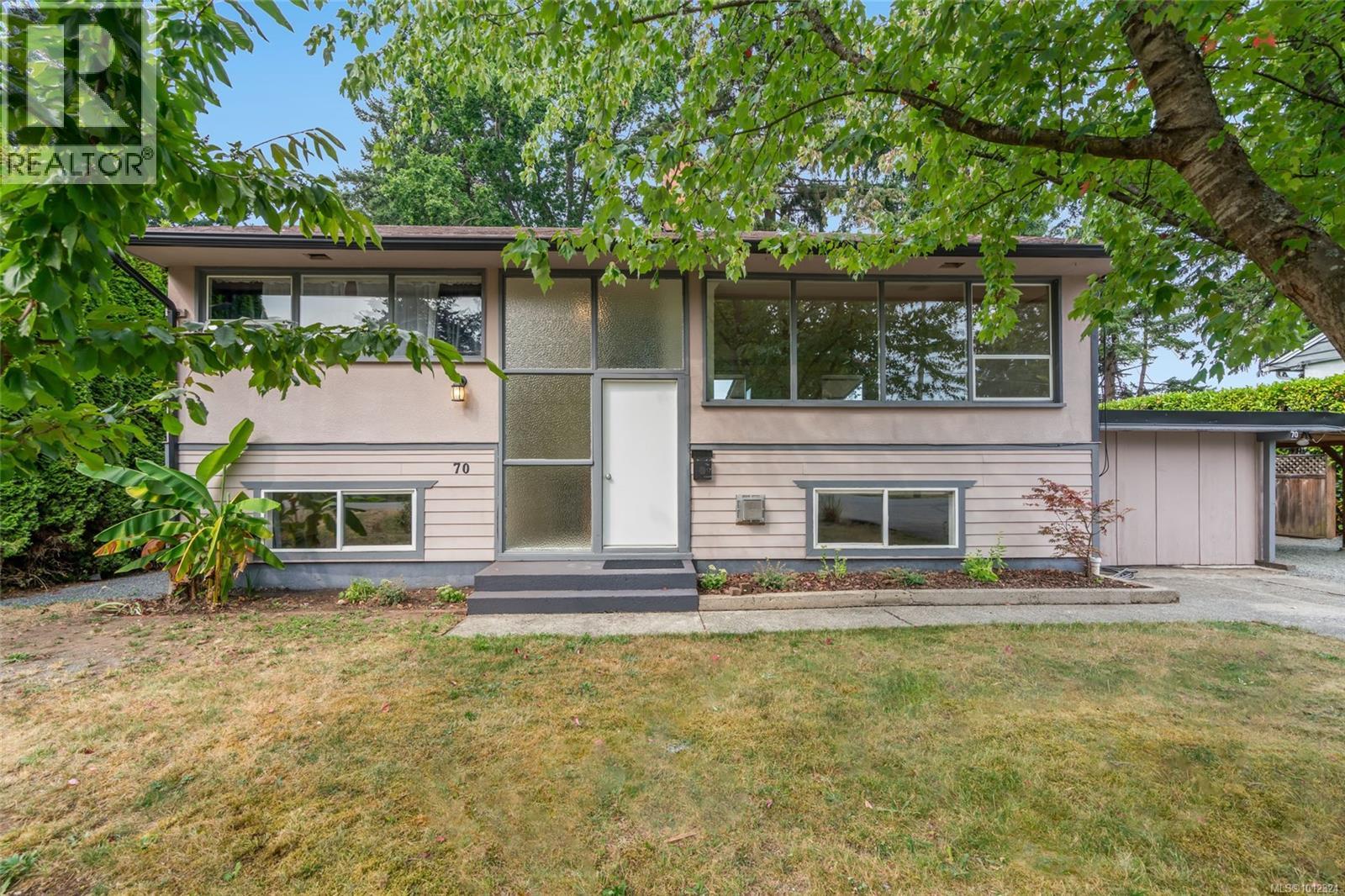 Photo 1 of 70 Giggleswick Pl, Nanaimo BC