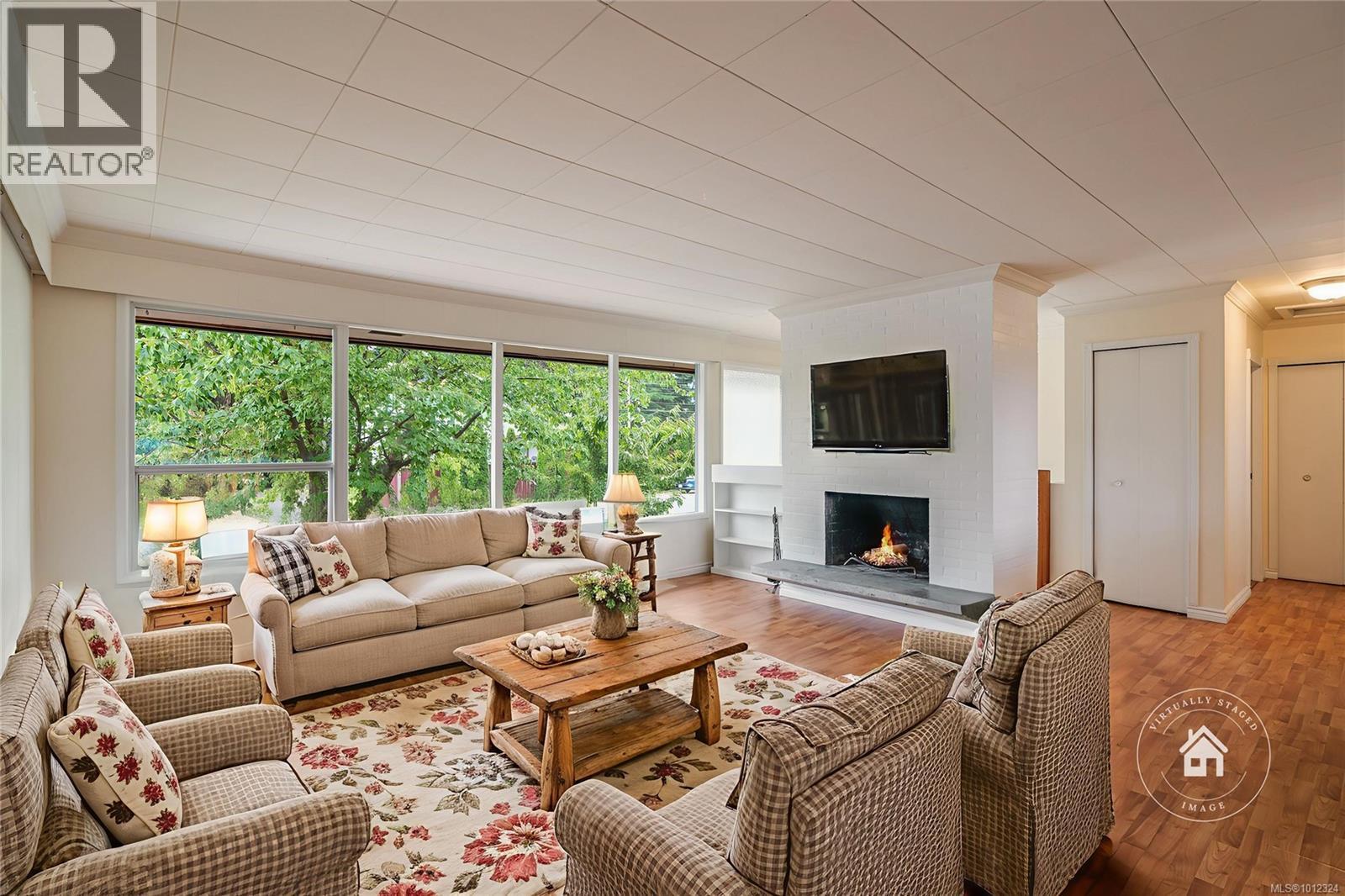 Photo 3 of 70 Giggleswick Pl, Nanaimo BC