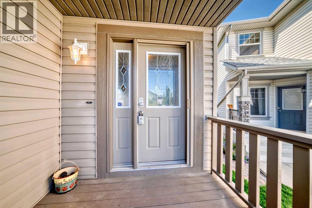Photo 5 of 108 Weston Manor Sw, Calgary AB