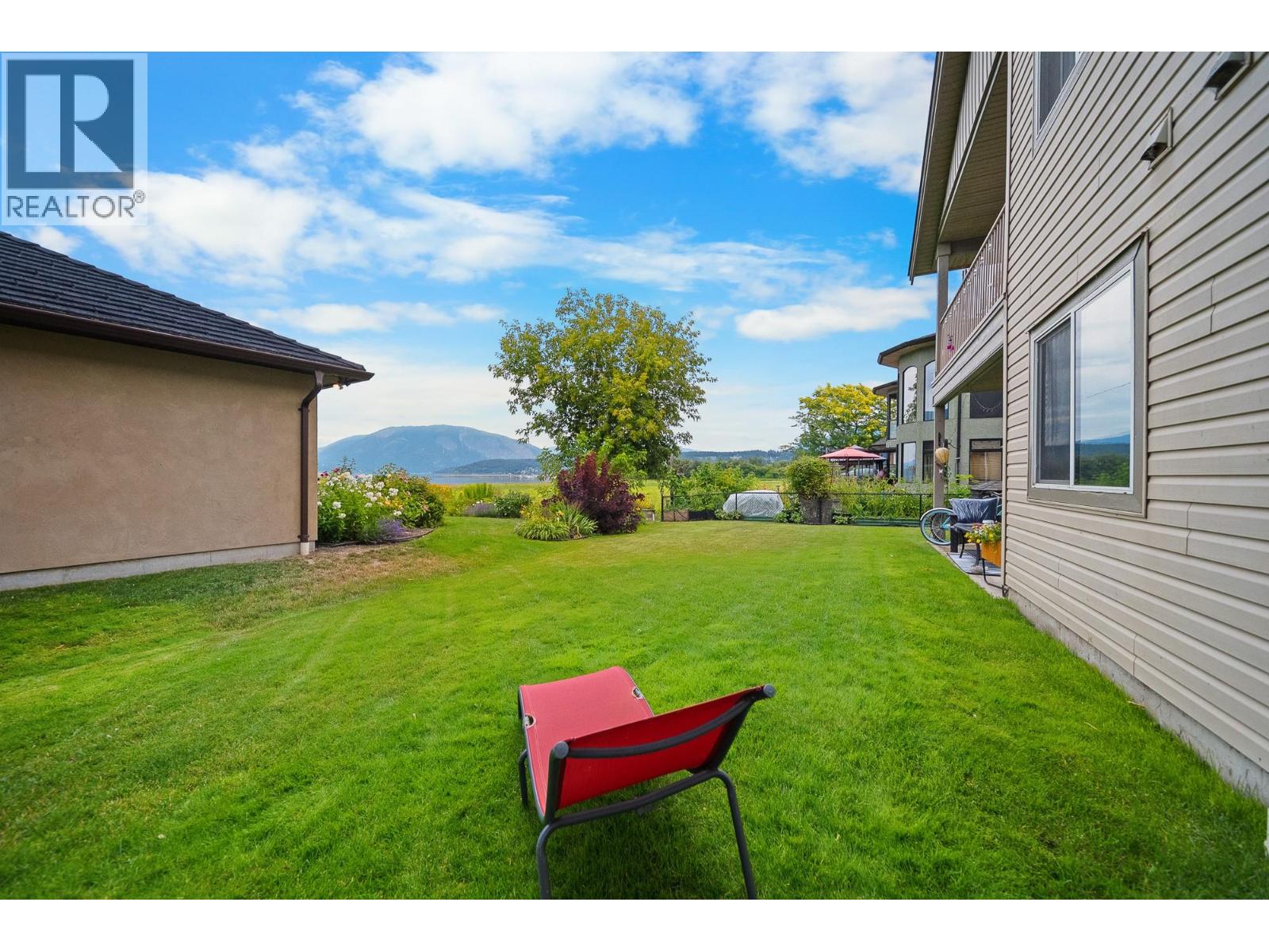 Photo 4 of 171 Beatty Avenue Nw Unit 14, Salmon Arm BC