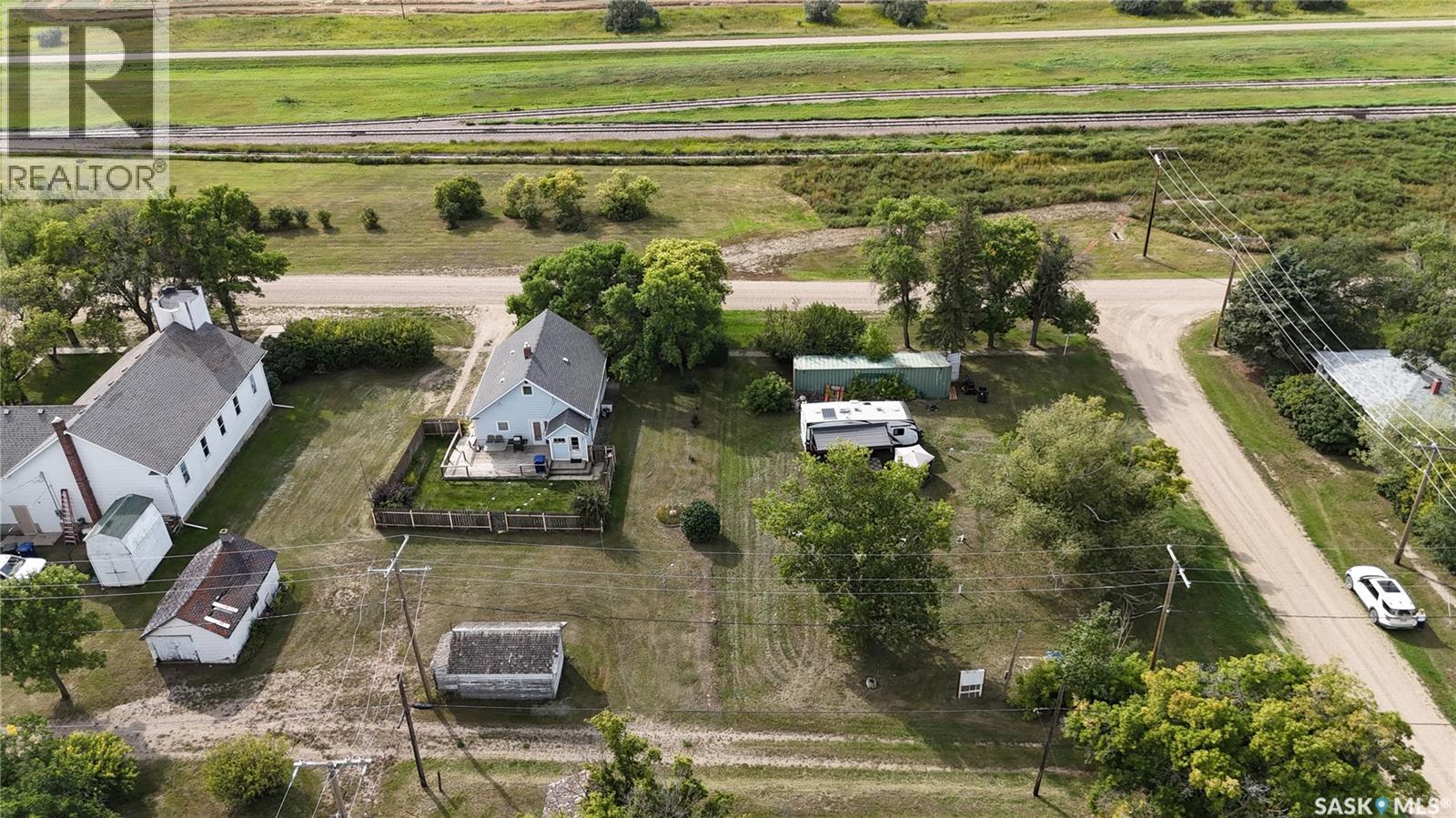 Photo 4 of 136 Railway Street, Loreburn SK