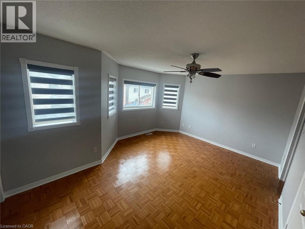 Photo 10 of 63 Heartleaf Crescent, Brampton ON