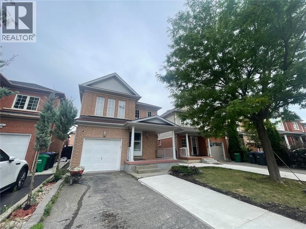 Photo 2 of 63 Heartleaf Crescent, Brampton ON