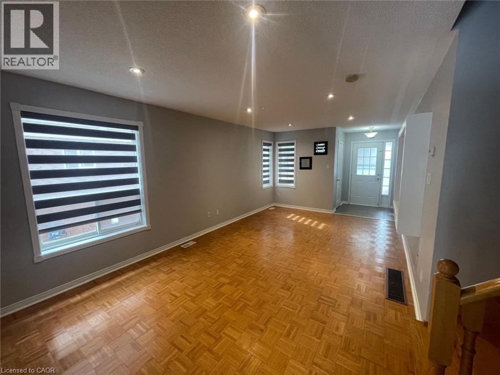 Photo 3 of 63 Heartleaf Crescent, Brampton ON