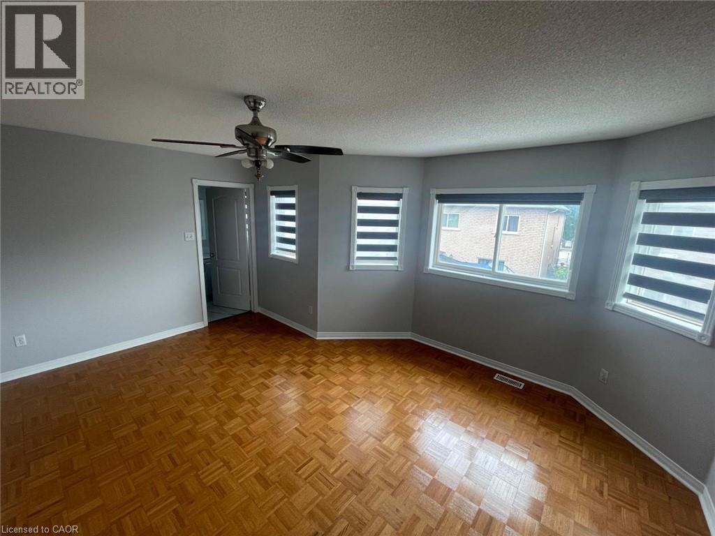 Photo 9 of 63 Heartleaf Crescent, Brampton ON