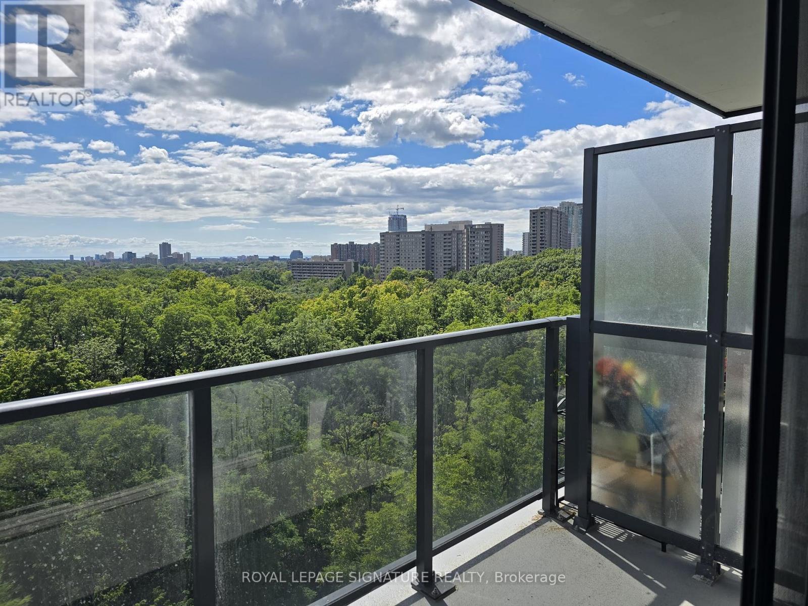 Photo 14 of 810 204 Burnhamthorpe Road E, Mississauga ON