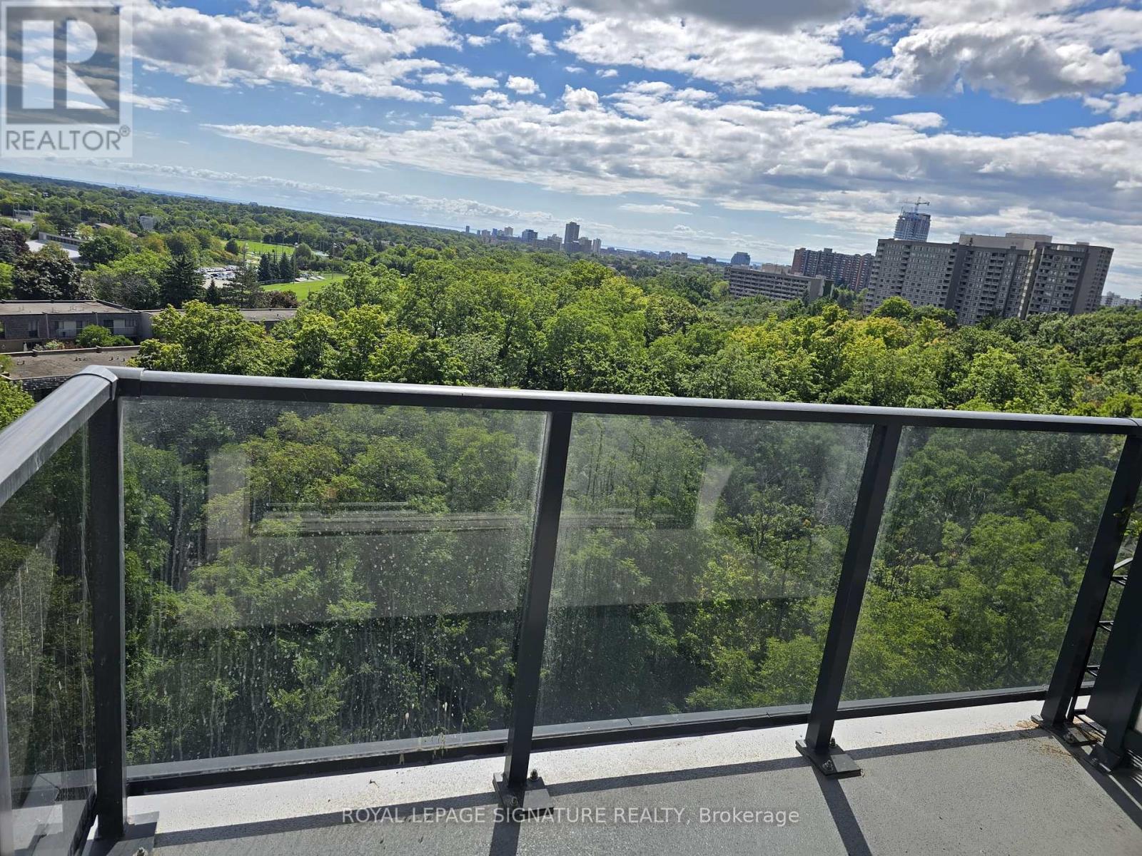 Photo 15 of 810 204 Burnhamthorpe Road E, Mississauga ON