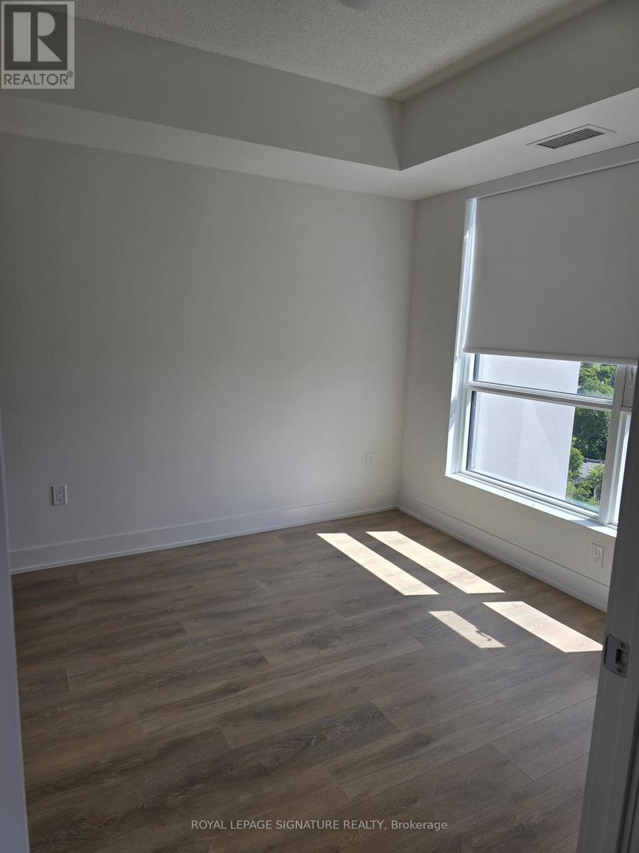 Photo 5 of 810 204 Burnhamthorpe Road E, Mississauga ON