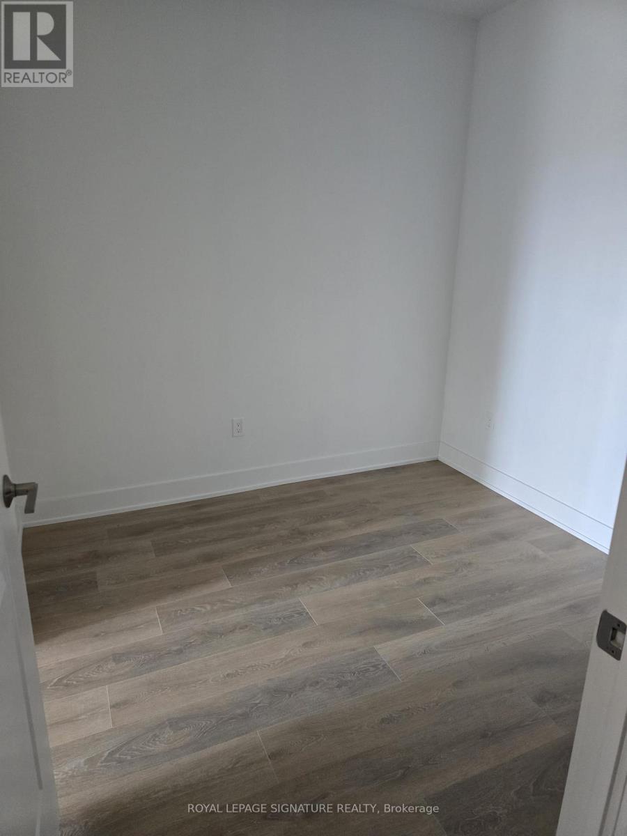 Photo 9 of 810 204 Burnhamthorpe Road E, Mississauga ON