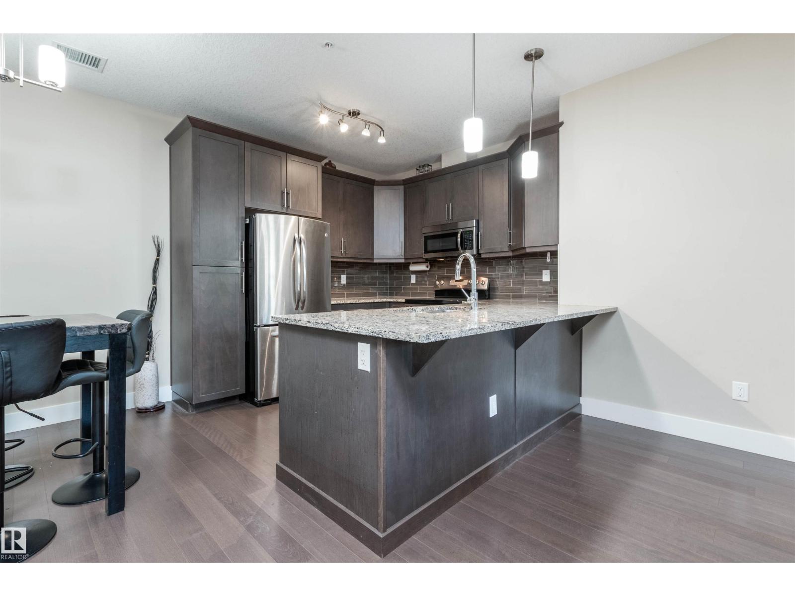 Photo 4 of 140 6079 Maynard Wy Nw, Edmonton AB