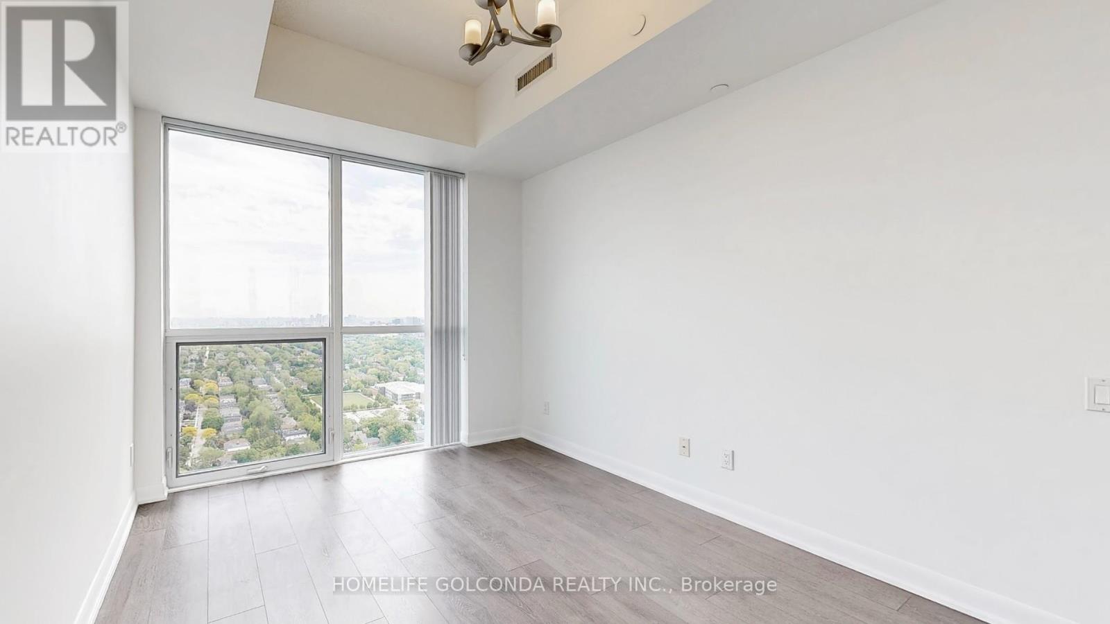 Photo 15 of Lph 107 5168 Yonge Street, Toronto ON