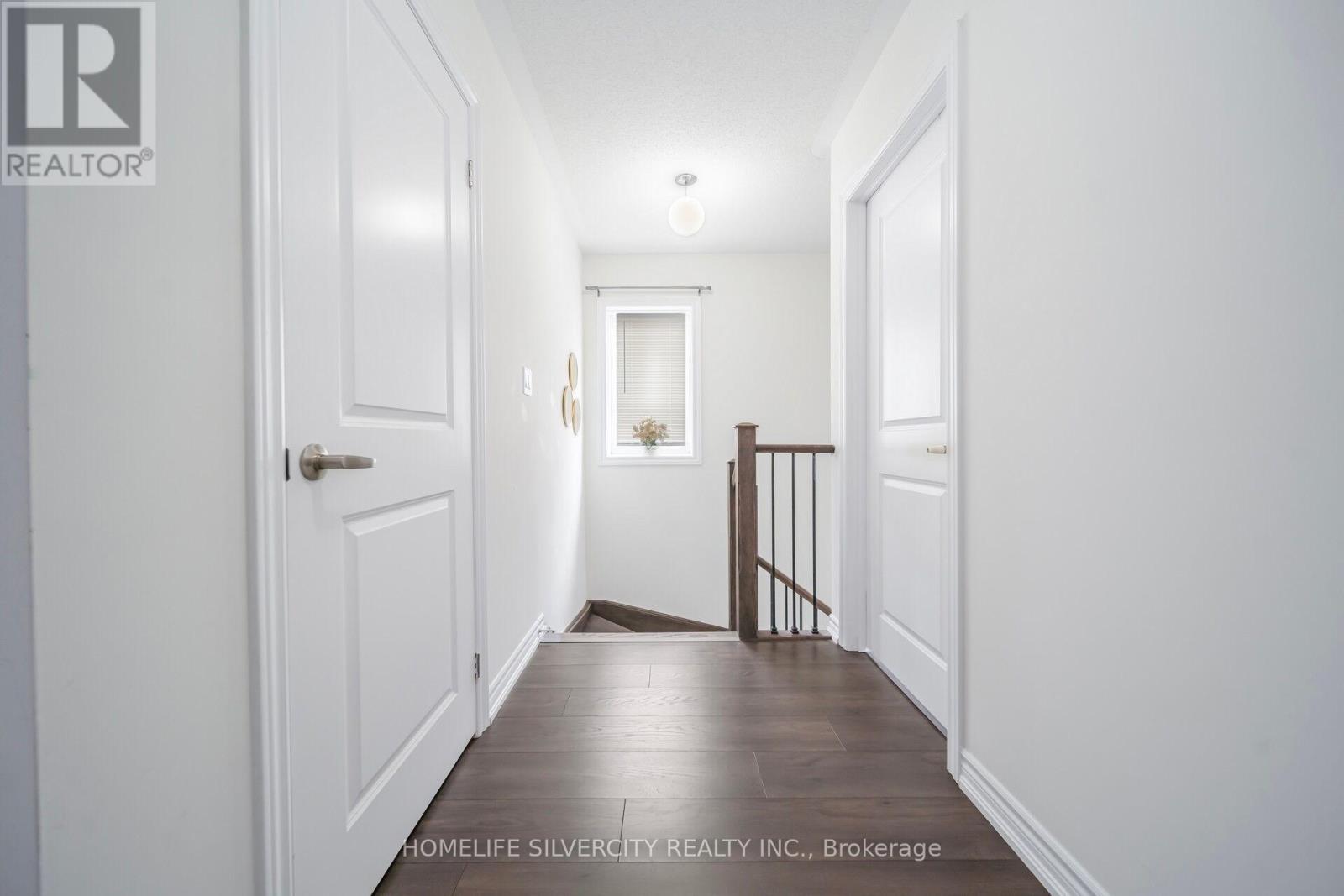 Photo 21 of 44 Cottonwood Crescent, Welland ON