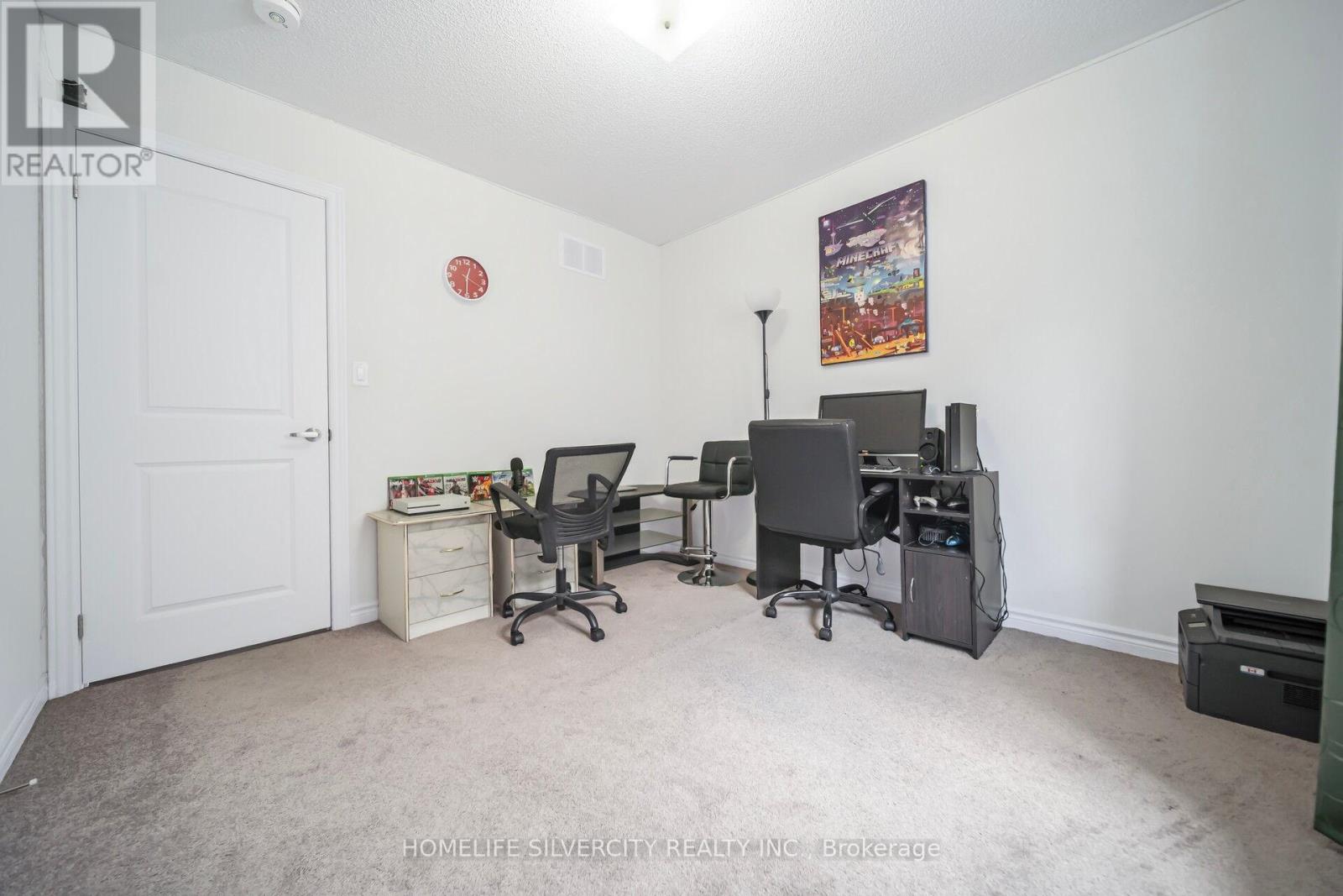 Photo 38 of 44 Cottonwood Crescent, Welland ON