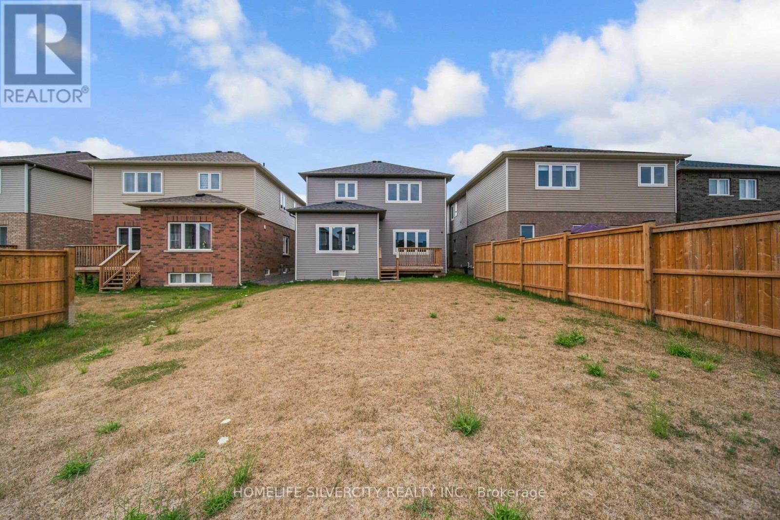 Photo 44 of 44 Cottonwood Crescent, Welland ON