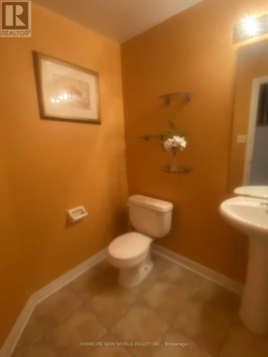 Photo 21 of Upper Unit 5 Rivington Avenue, Vaughan ON