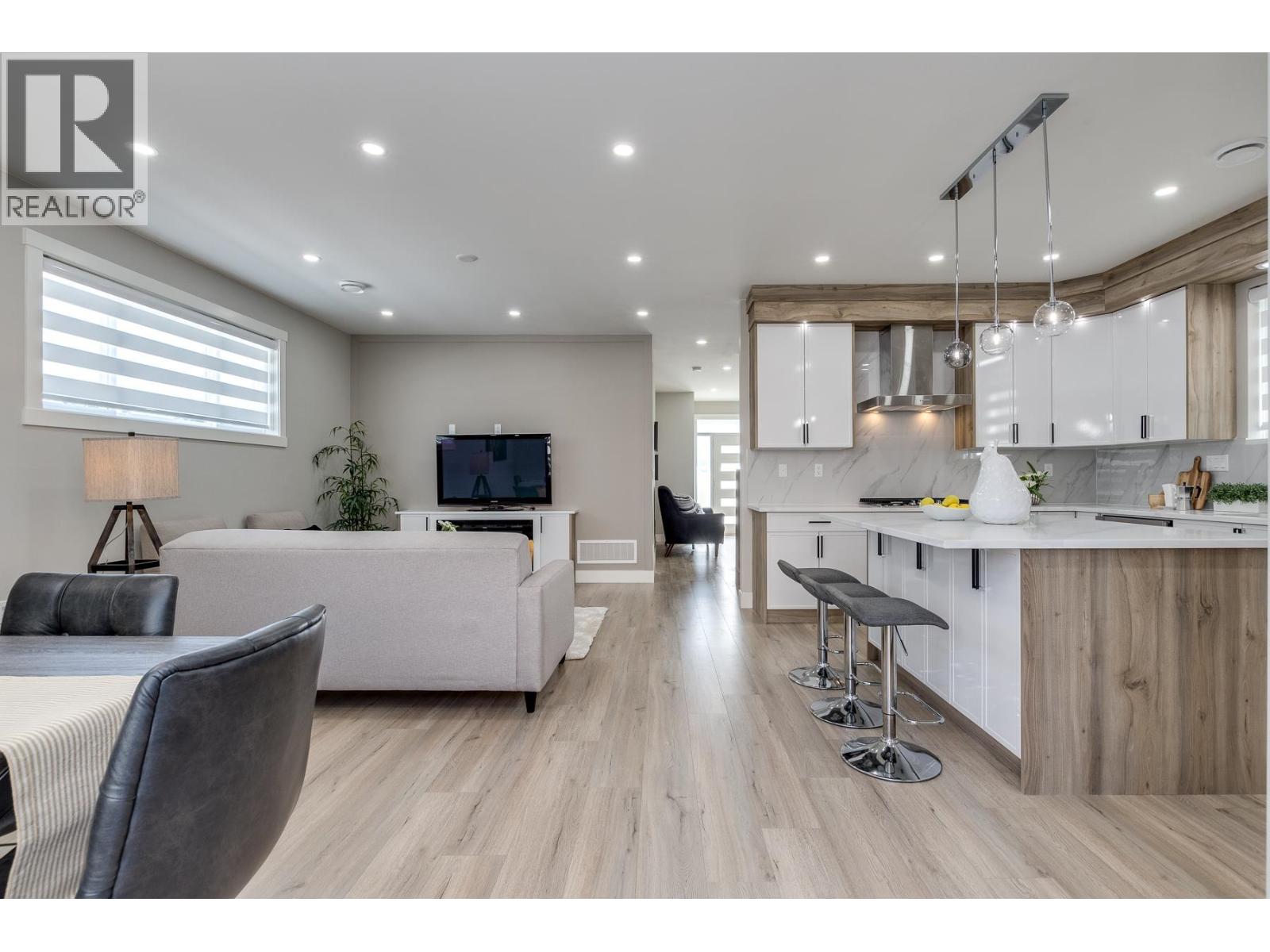 Photo 11 of 3427 Victoria Drive, Coquitlam BC
