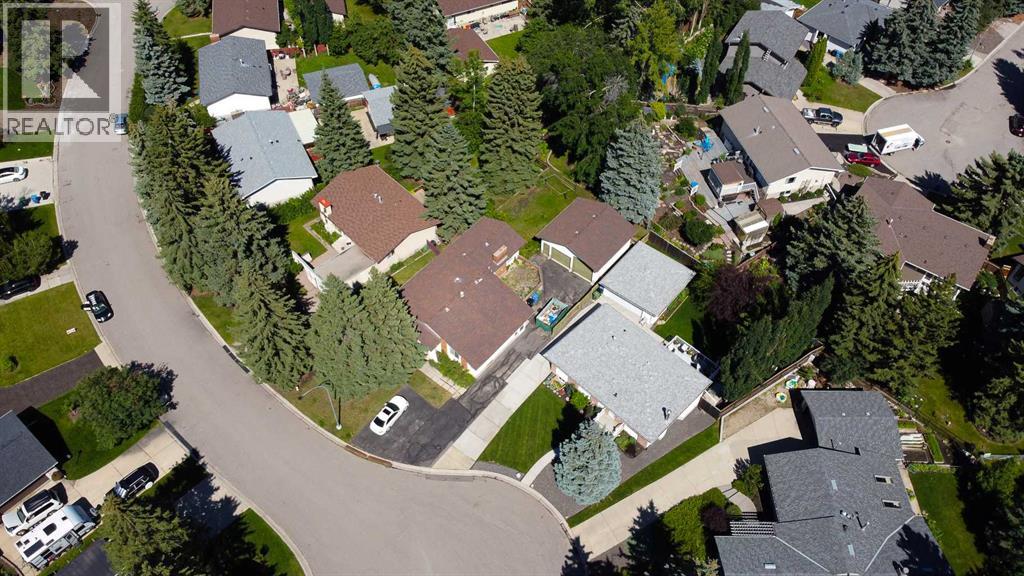Photo 24 of 620 Oakwood Place Sw, Calgary AB