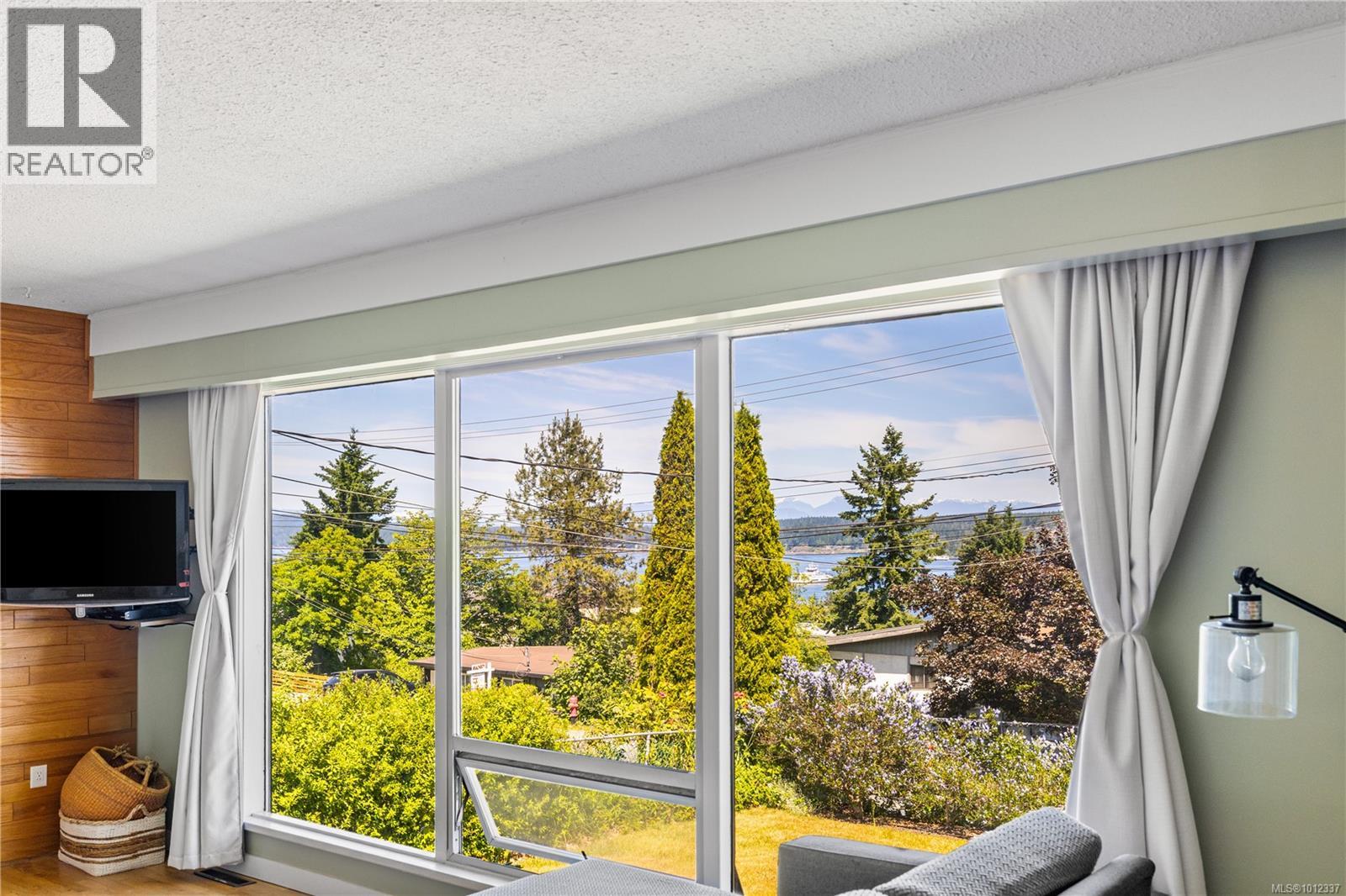 742 Birch St, Campbell River