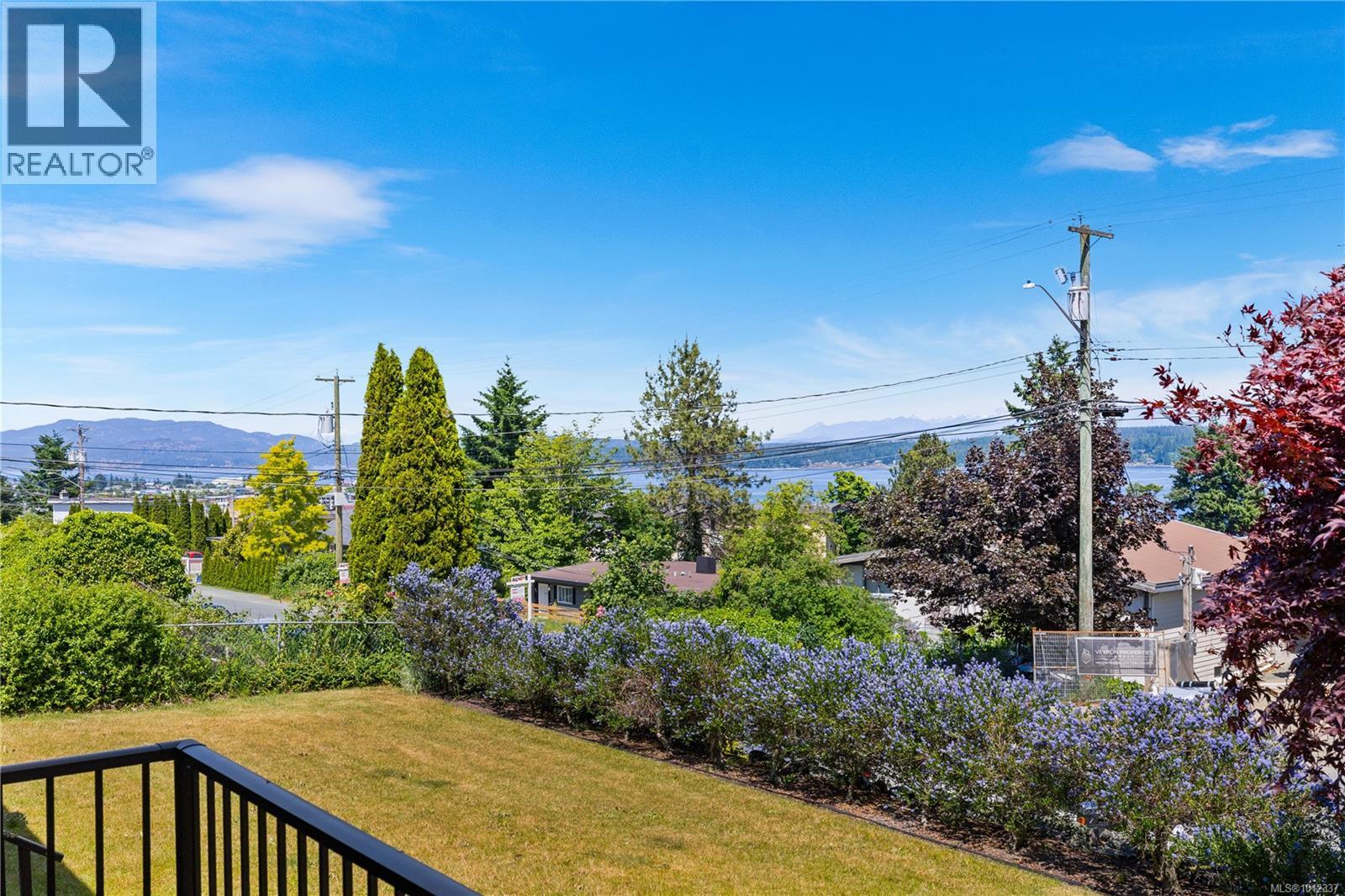 742 Birch St, Campbell River