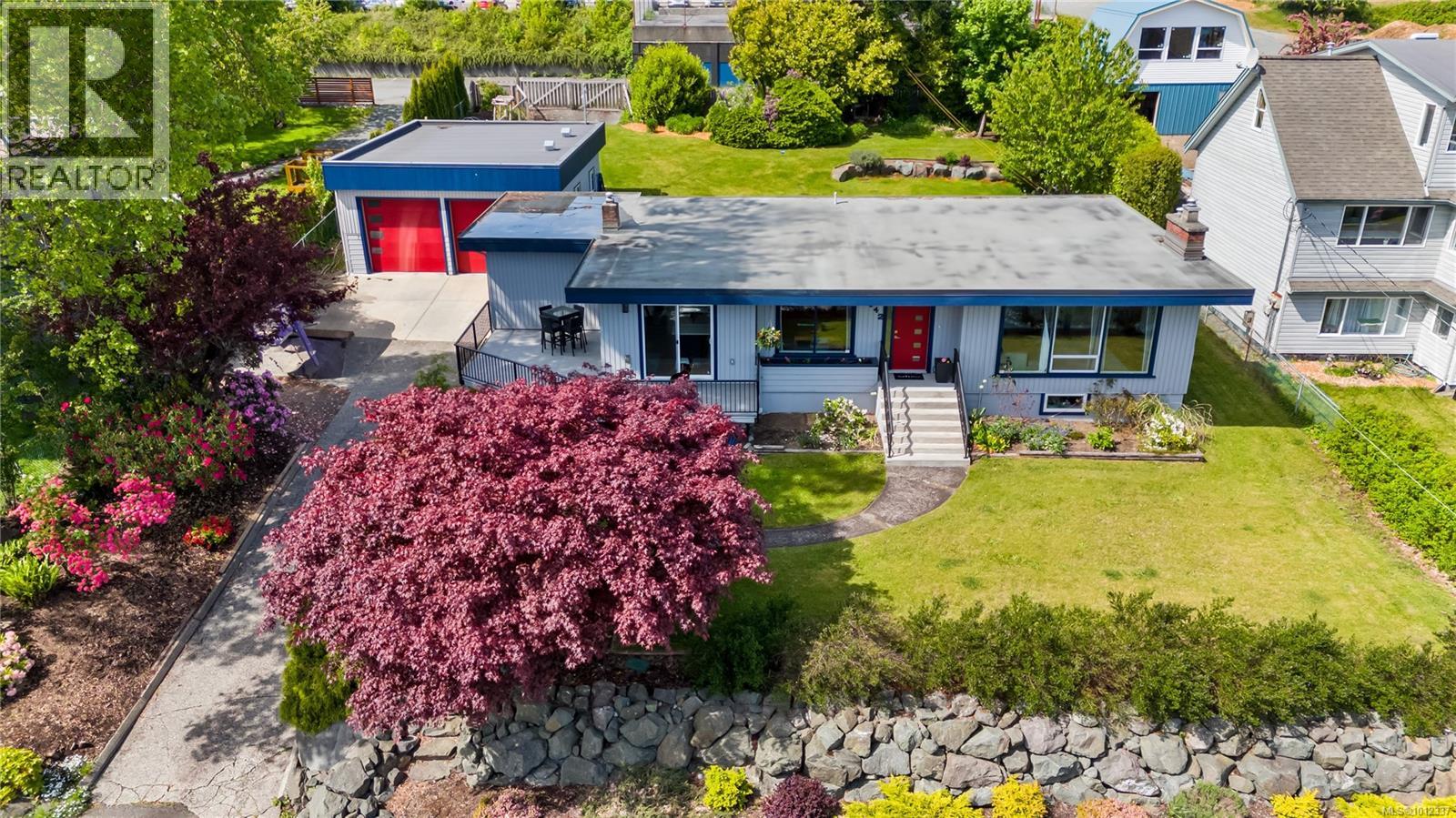 742 Birch St, Campbell River