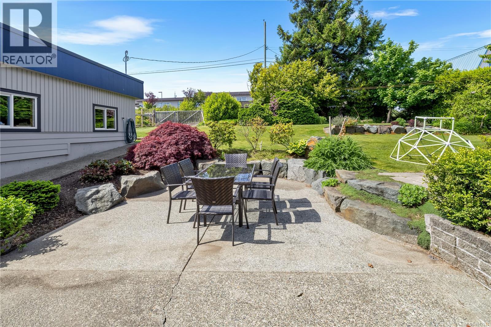 742 Birch St, Campbell River