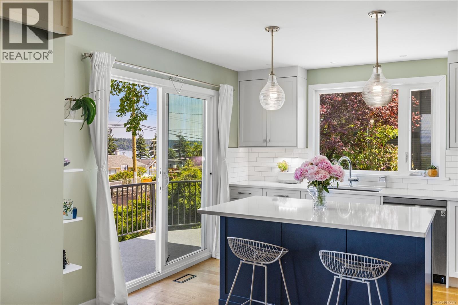 742 Birch St, Campbell River