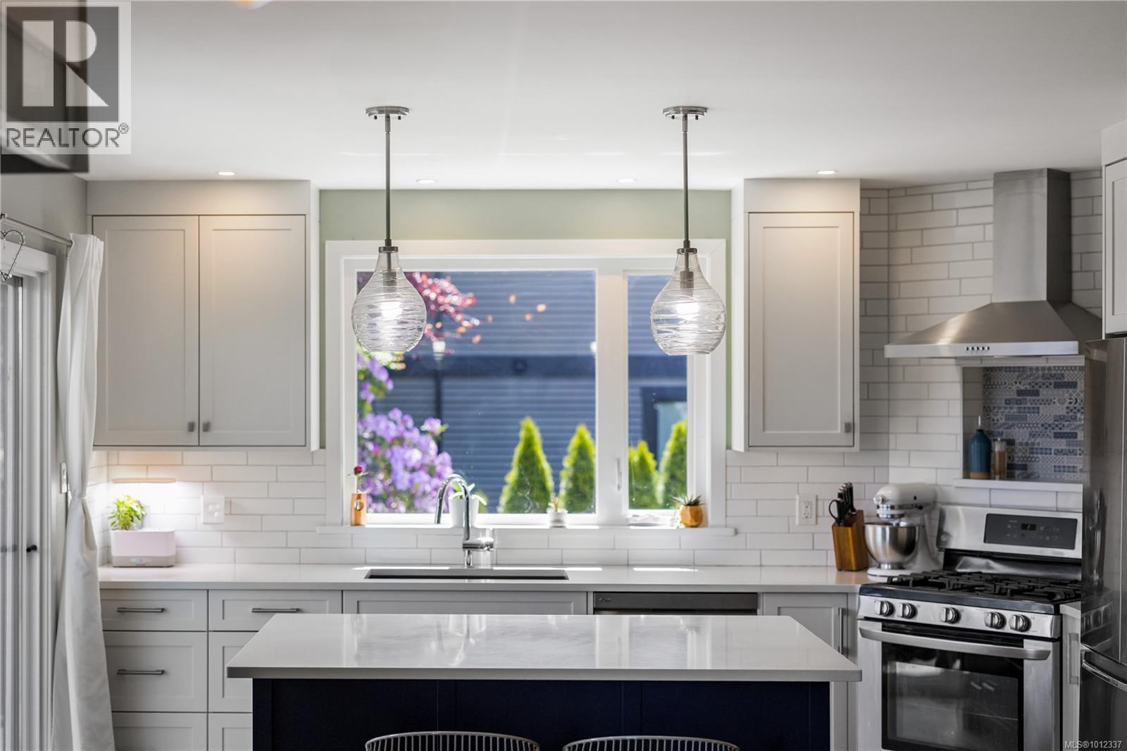 742 Birch St, Campbell River